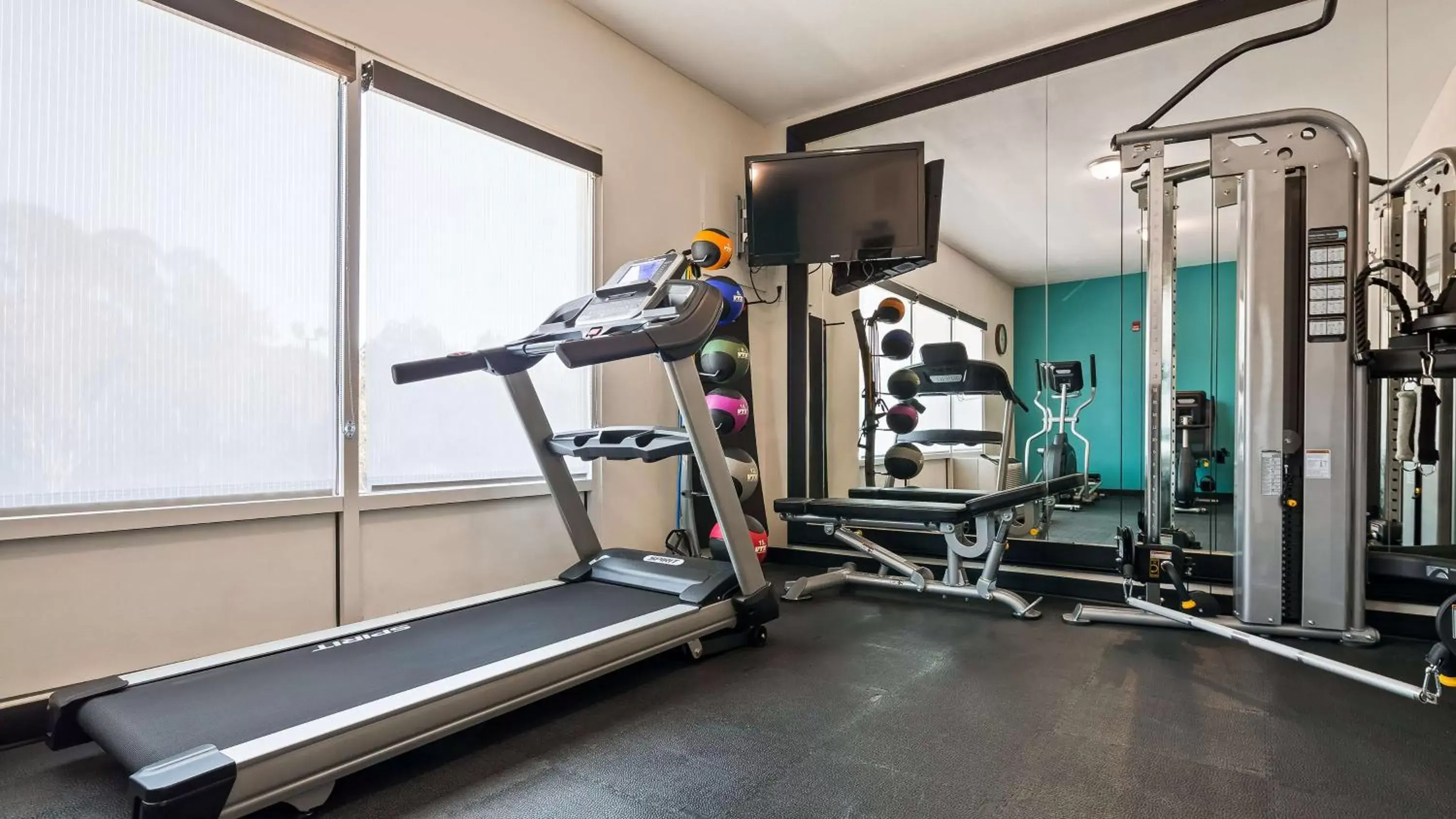 Fitness centre/facilities, Fitness Center/Facilities in Best Western Plus Blue Angel Inn