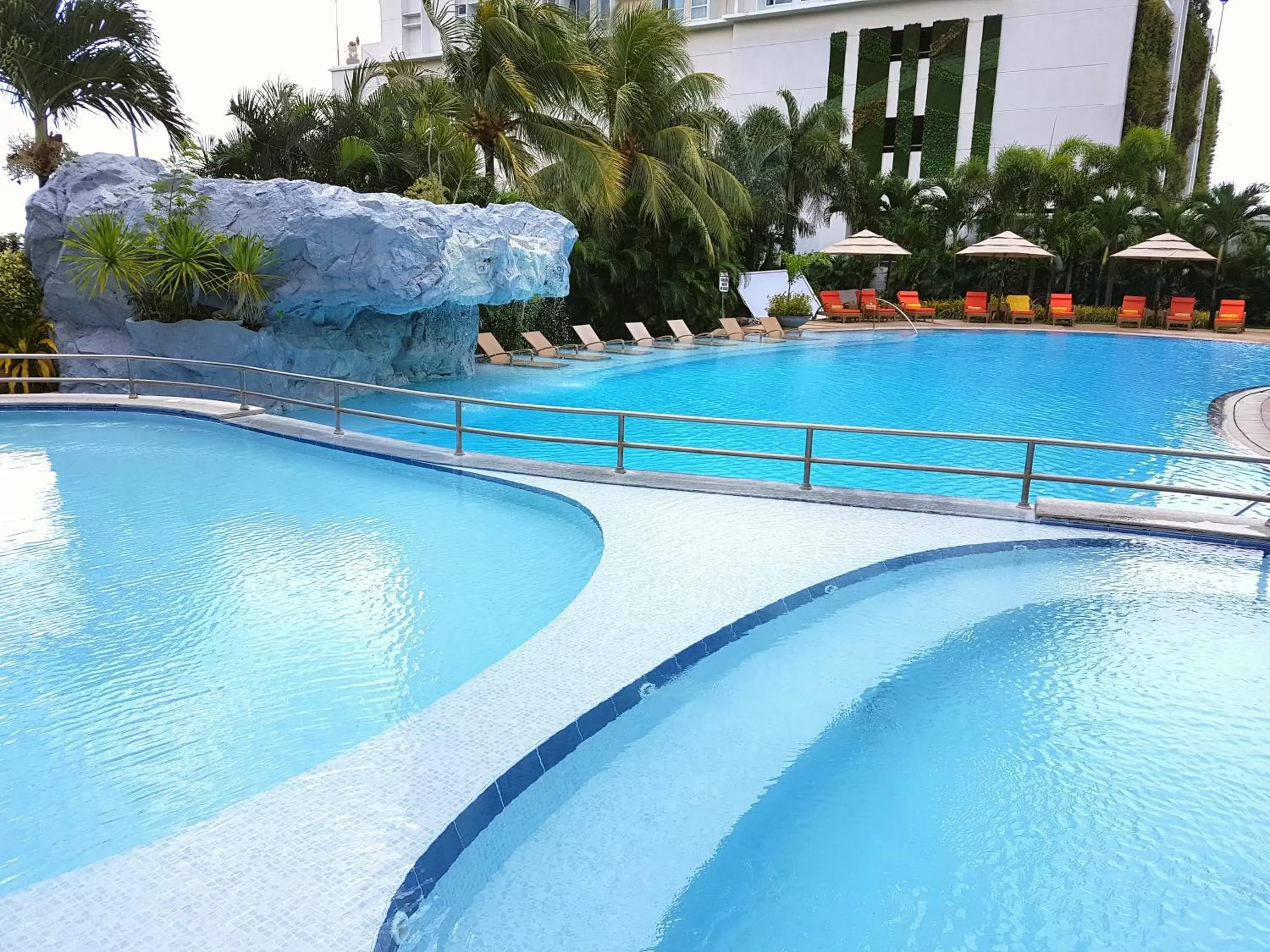 On site, Swimming Pool in Marco Polo Plaza Cebu