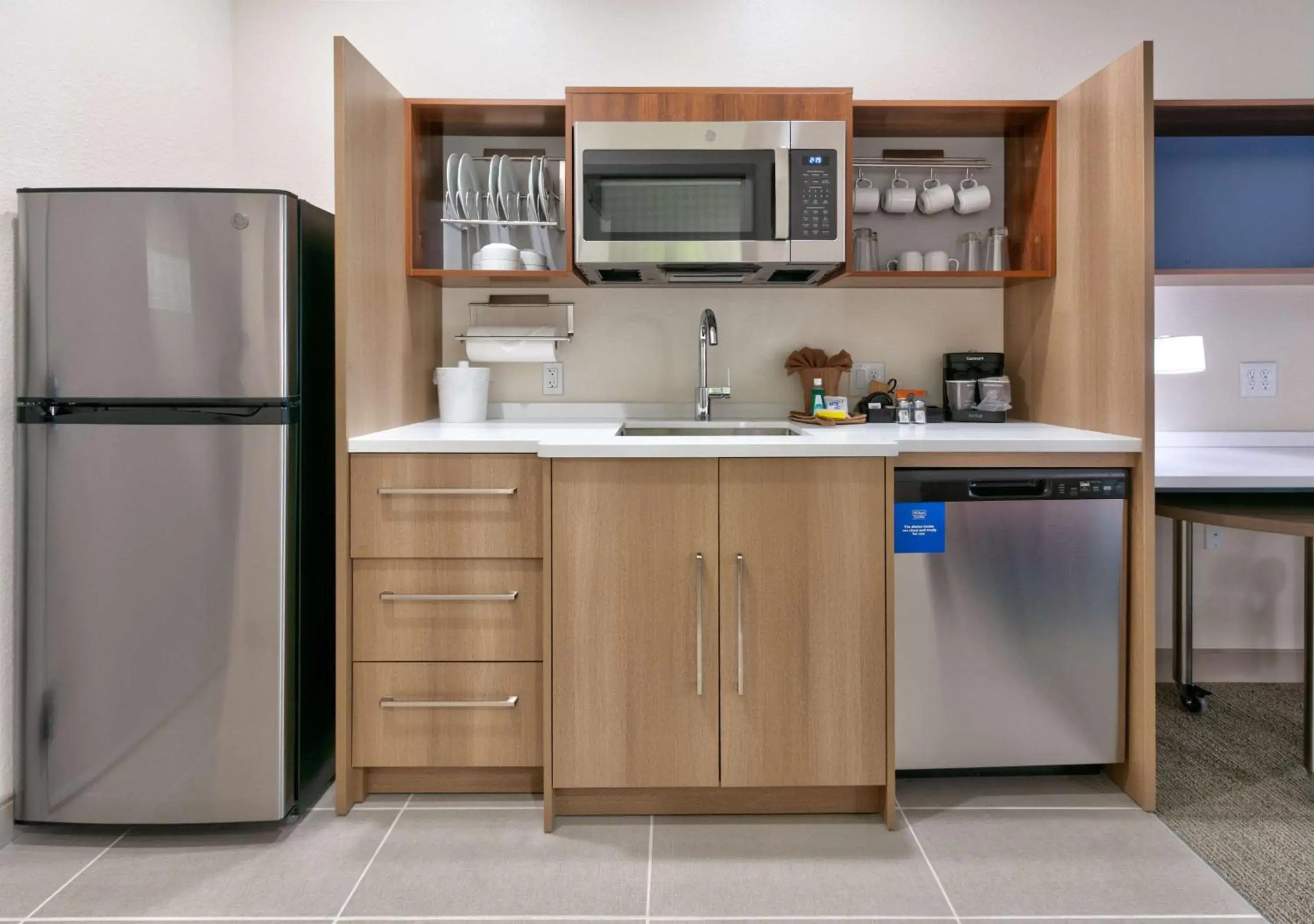 Kitchen or kitchenette, Kitchen/Kitchenette in Home2 Suites By Hilton El Campo