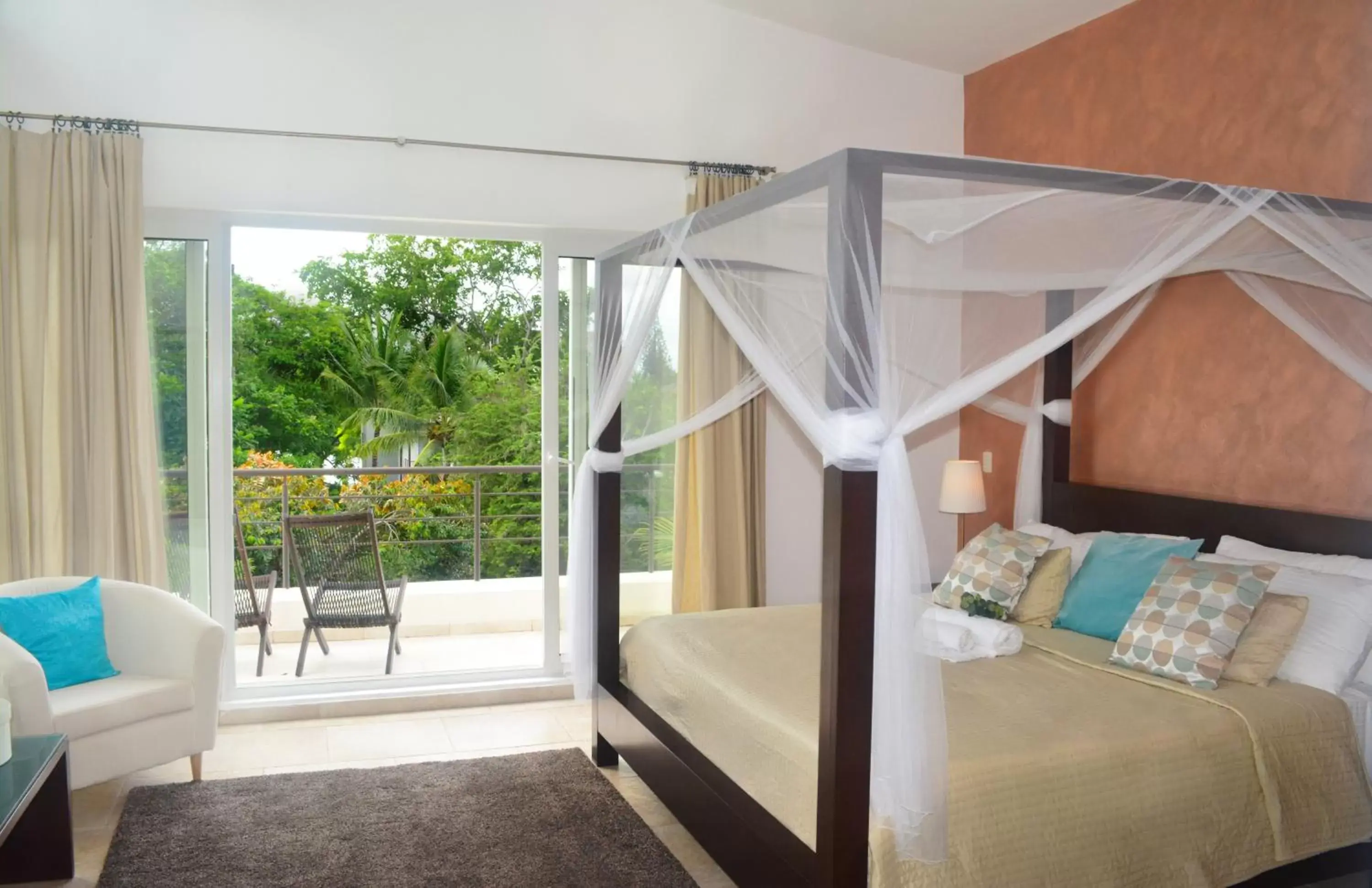 Balcony/Terrace, Bed in Instyle Residences at Infiniti Blu