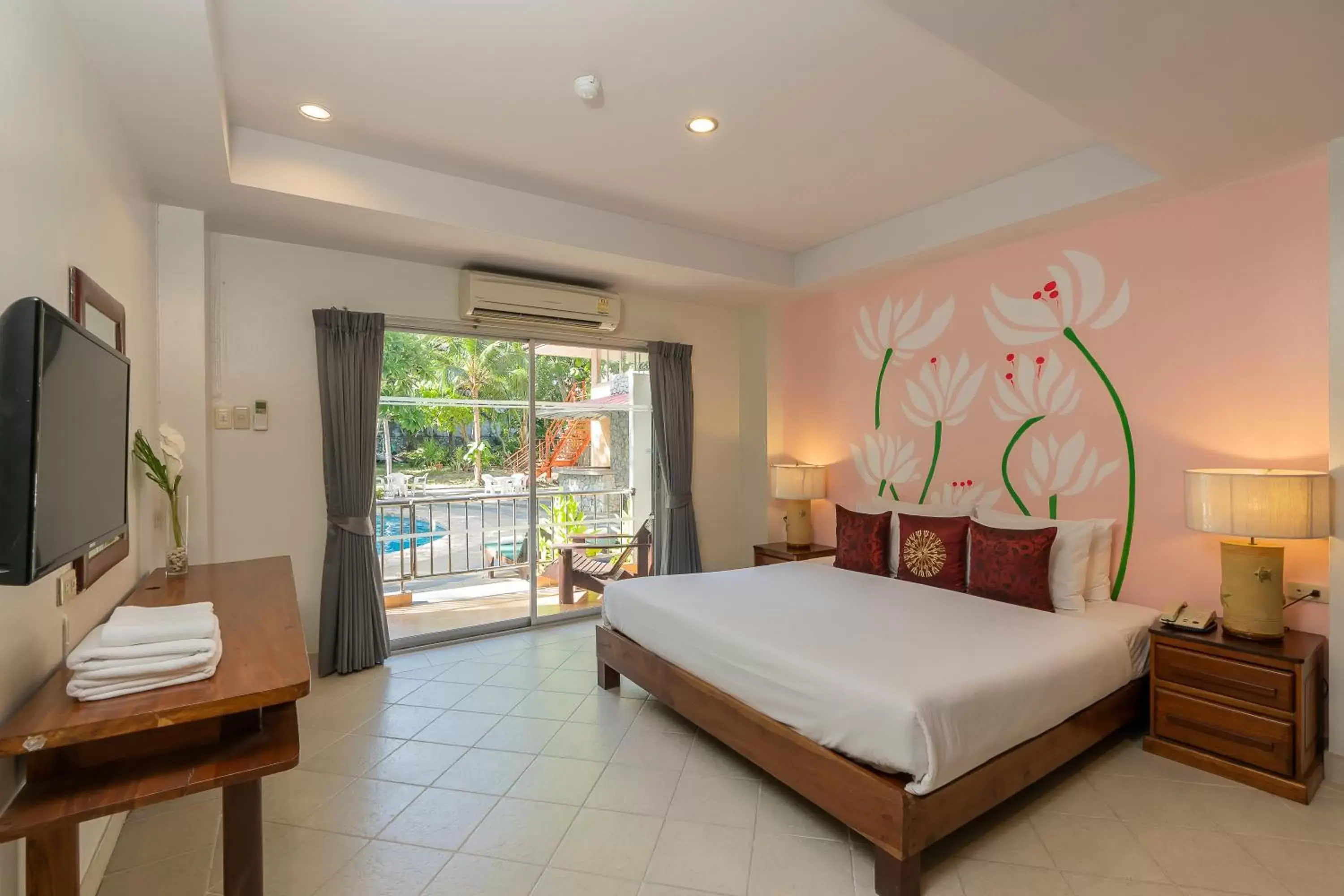 Bed in Bella Villa Pattaya 3rd Road