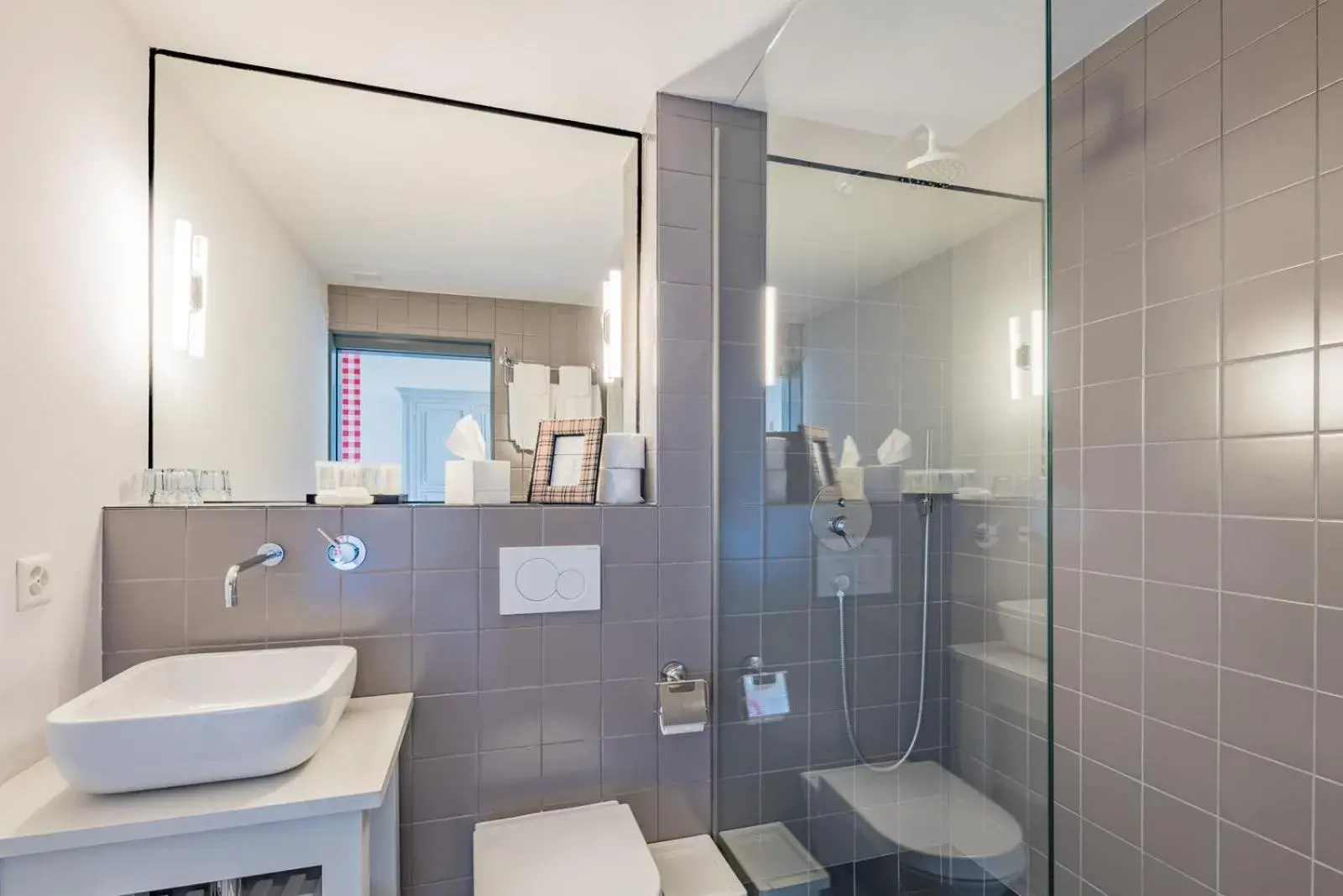 Bathroom in Rinderberg Swiss Alpine Lodge