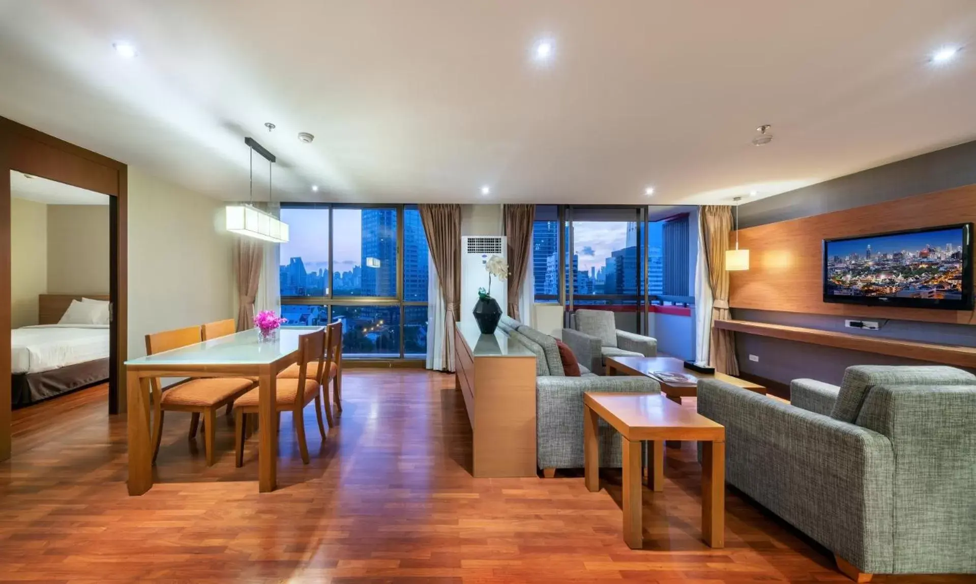 Living room in Bandara Suites Silom, Bangkok - SHA Extra Plus