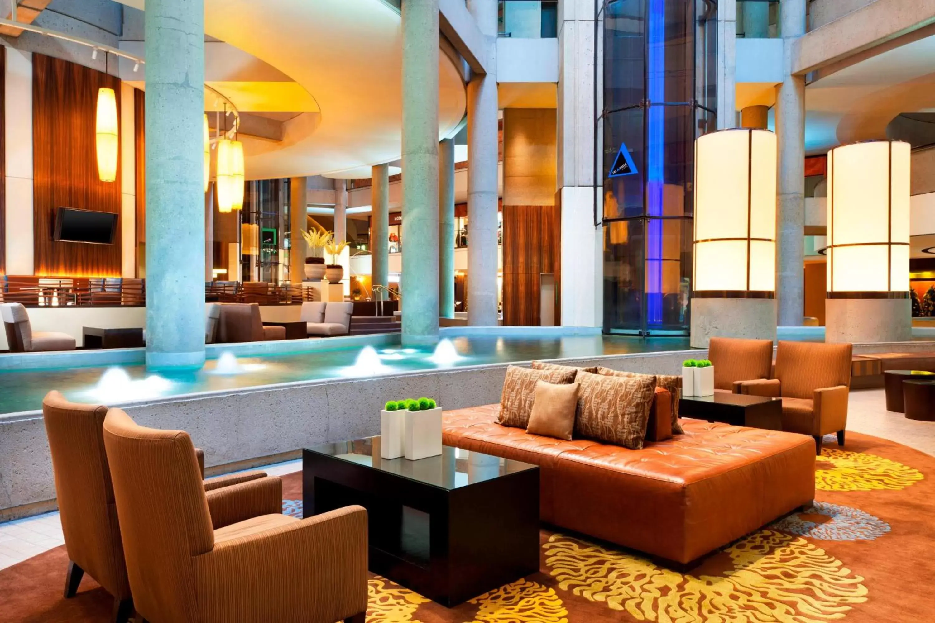 Lobby or reception, Swimming Pool in The Westin Bonaventure Hotel & Suites, Los Angeles
