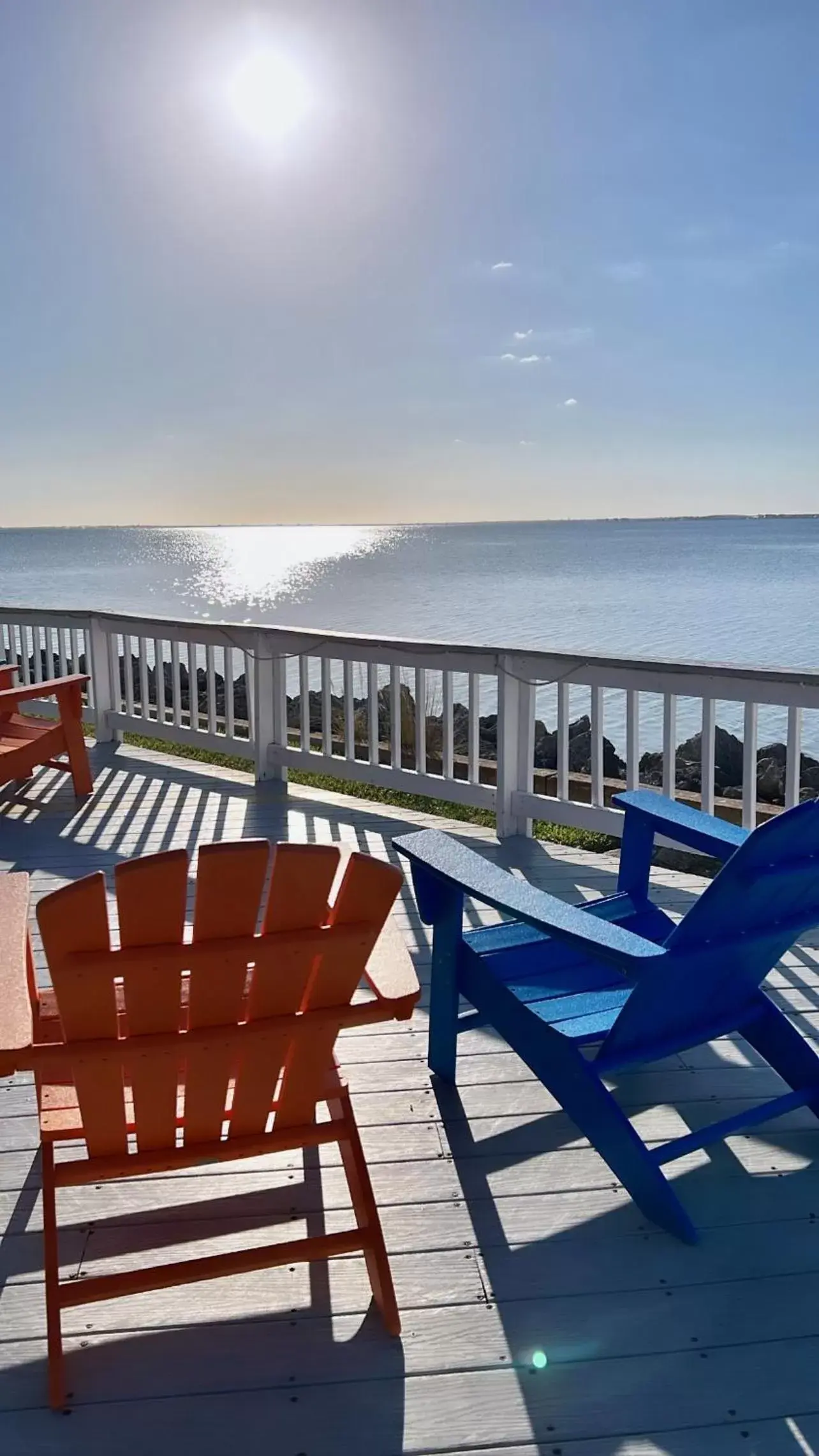 Apartment with Sea View in 2 Bed Condo with Balcony Facing Pool and Sunsets! Apartment with Sea View in 2 Bed Condo with Balcony Facing Pool and Sunsets!