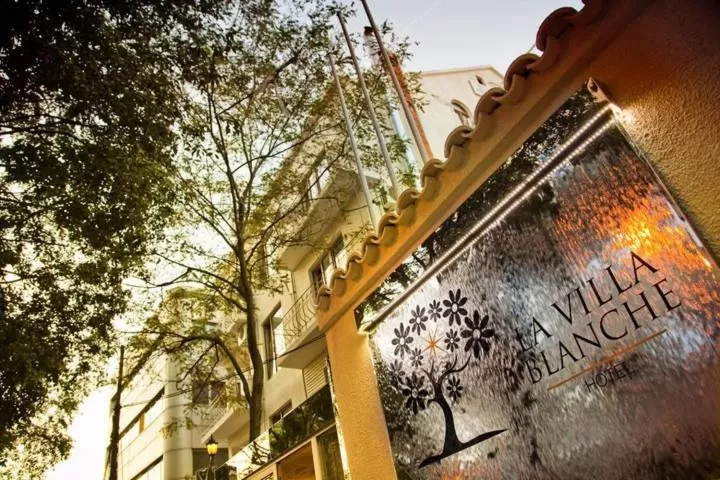 Facade/entrance in Villa Blanche Hotel SPA & Garden Pool