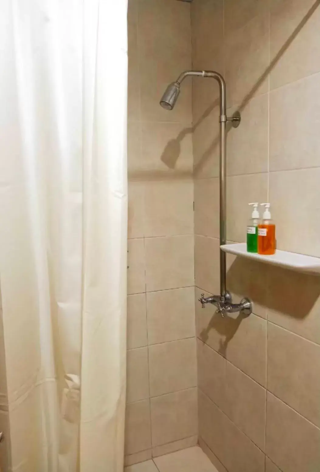 Shower, Bathroom in Sun Hotel