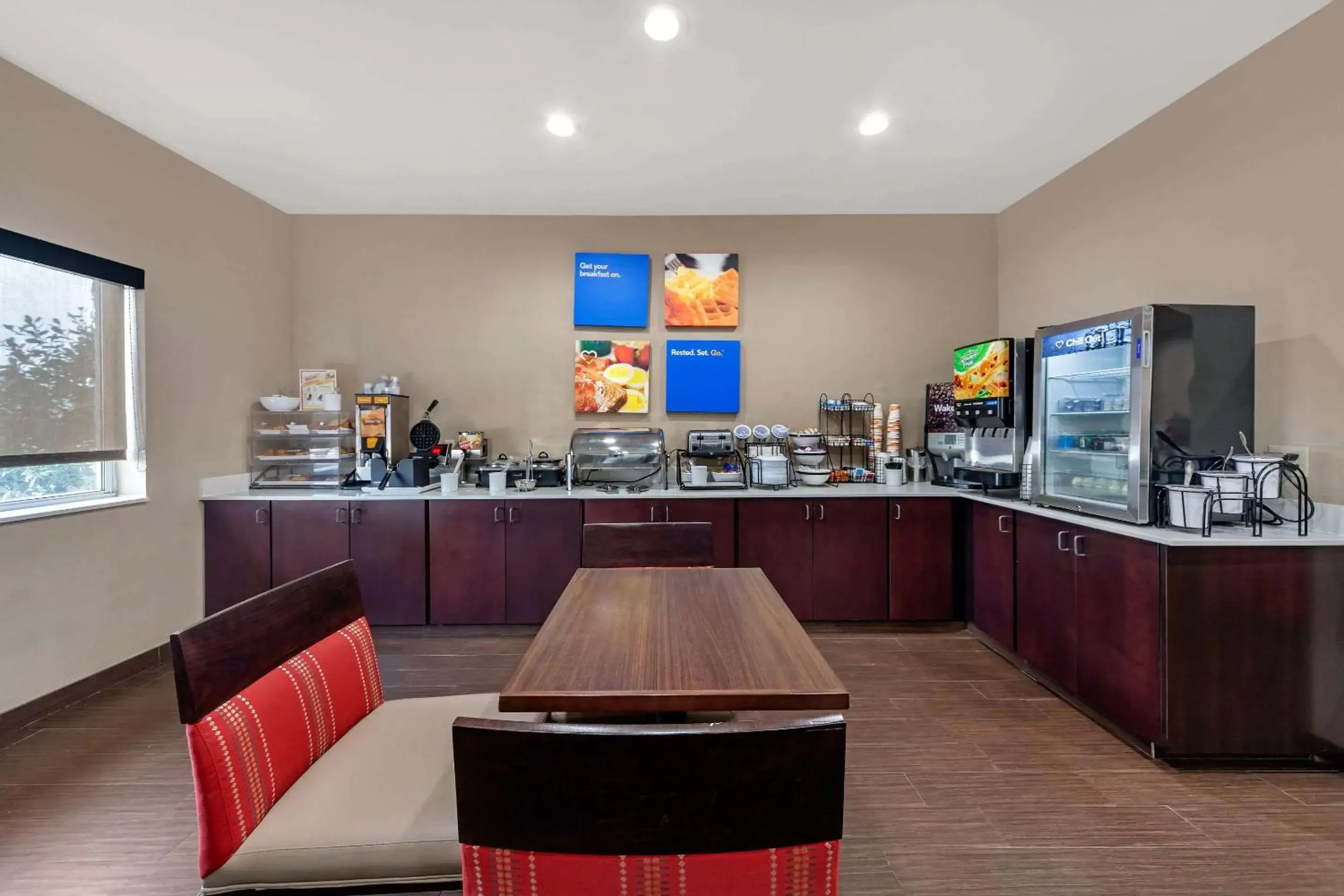 Restaurant/Places to Eat in Comfort Inn Oklahoma City