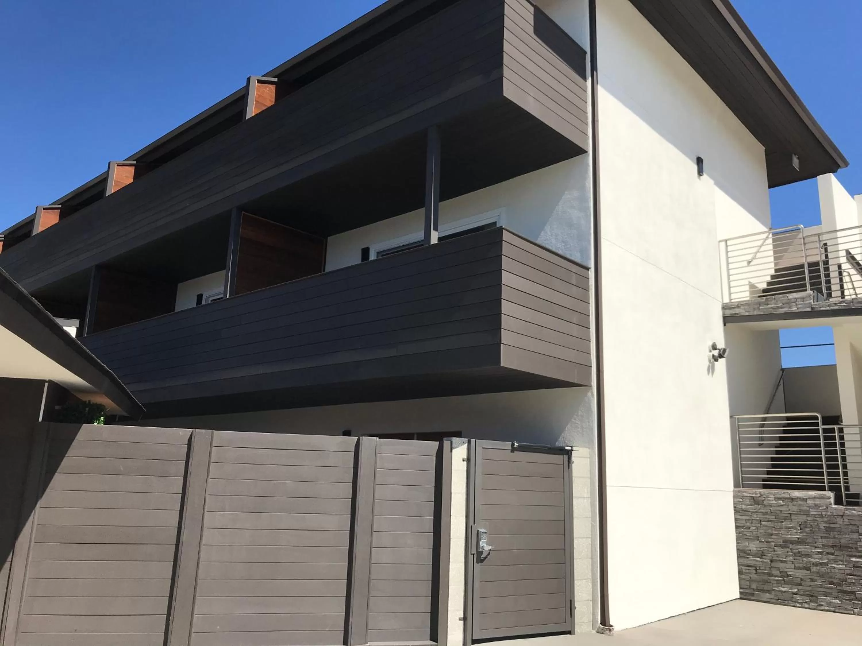 Property building in Sands Of La Jolla