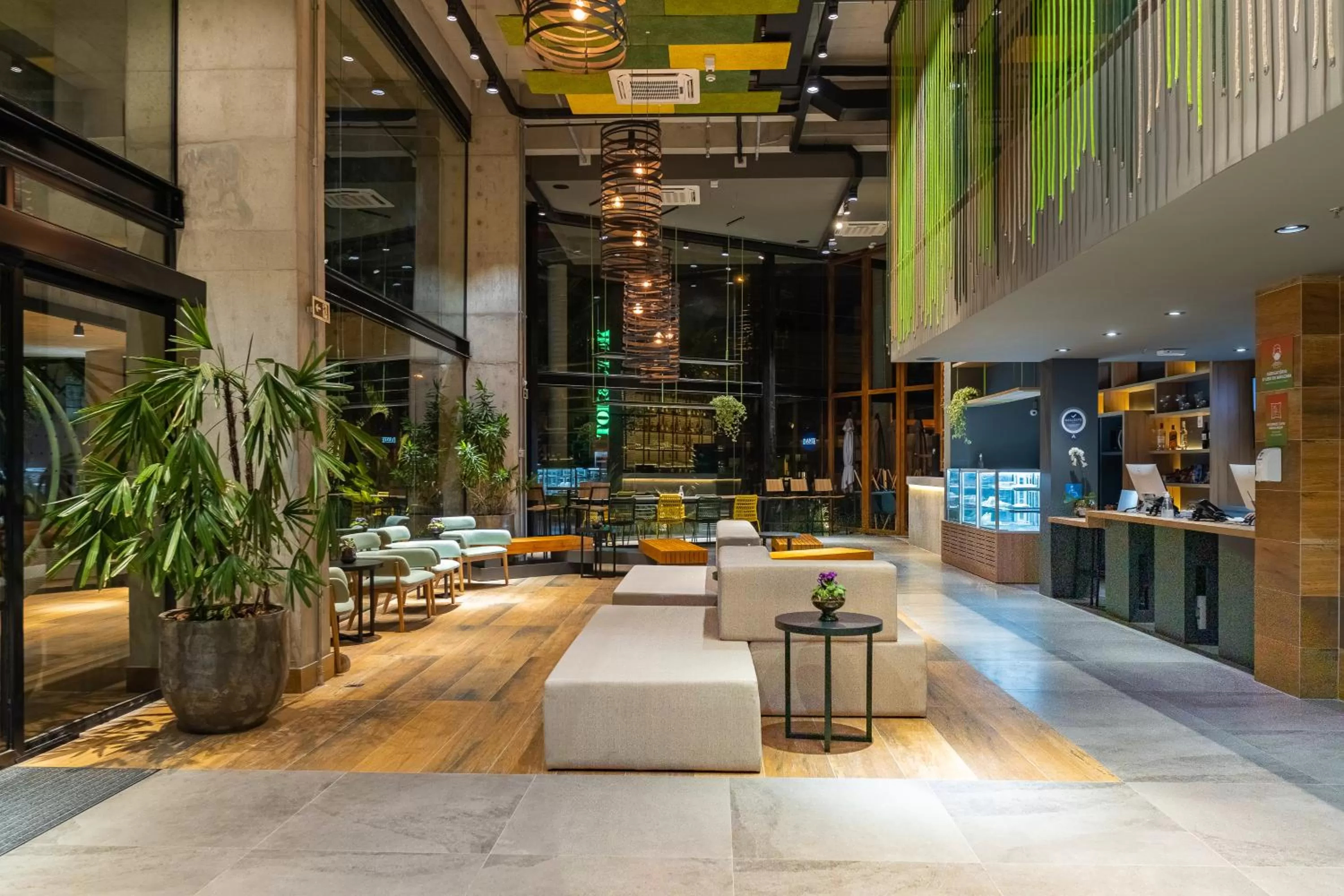 Lobby or reception in ibis Styles Porto Alegre Moinhos de Vento