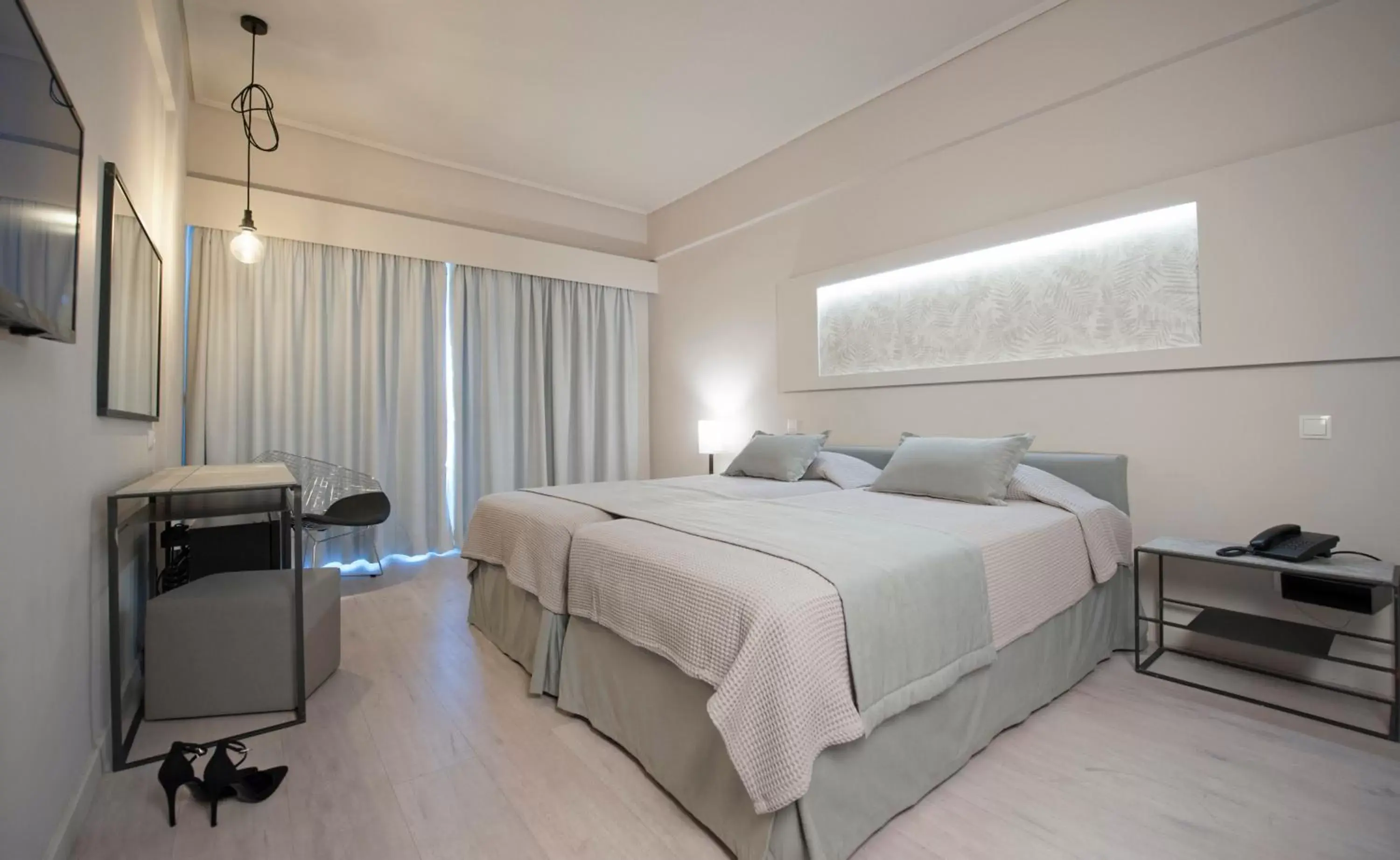 Bedroom, Bed in Hotel King Saron