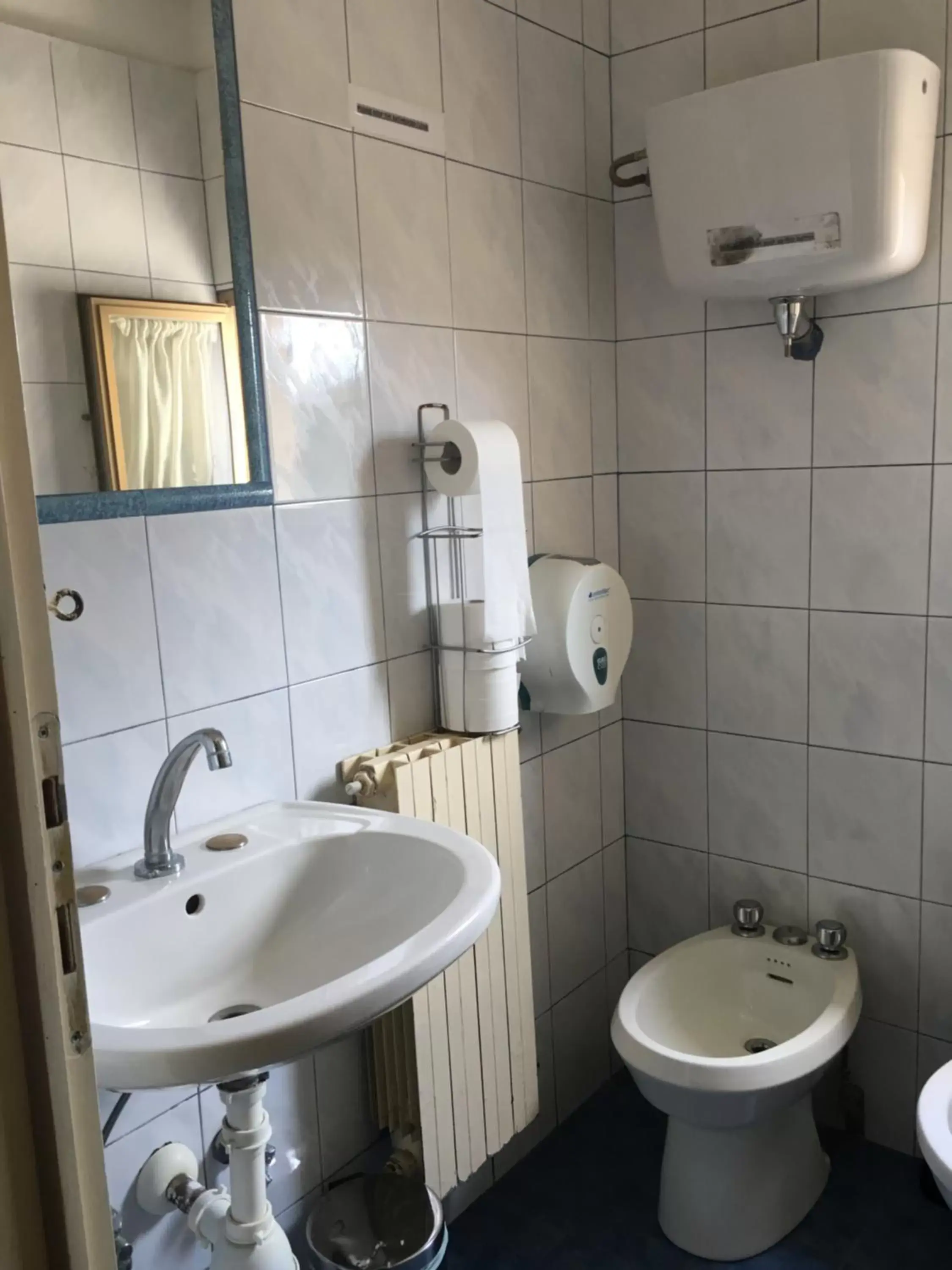 Toilet, Bathroom in Hotel Paola
