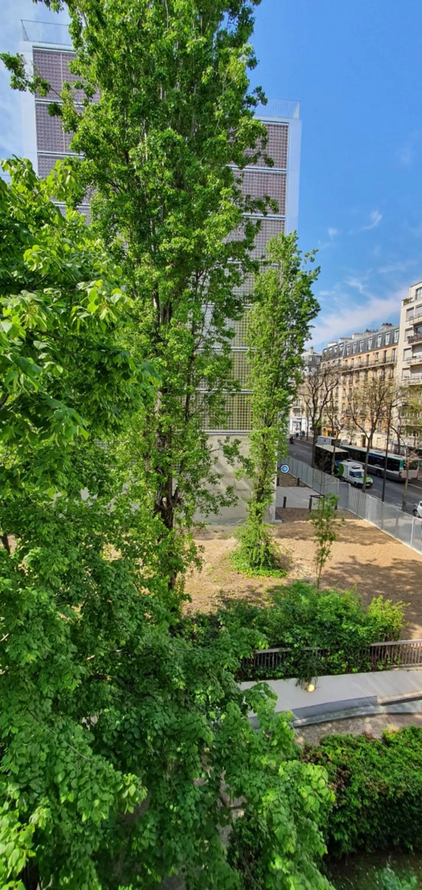 Garden view in ibis Styles Paris Tolbiac Bibliotheque