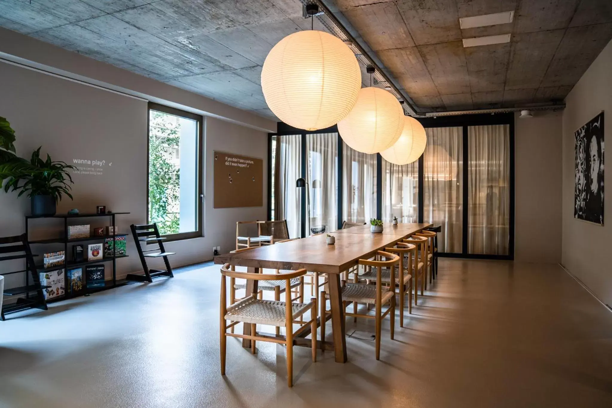 Communal kitchen, Dining Area in Ariv Coliving - self check-in