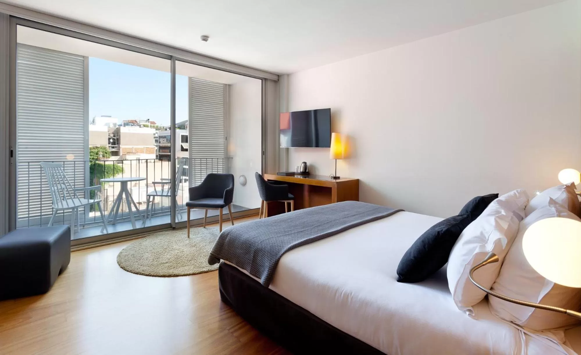 Pets, Bed in Hotel Condes de Barcelona