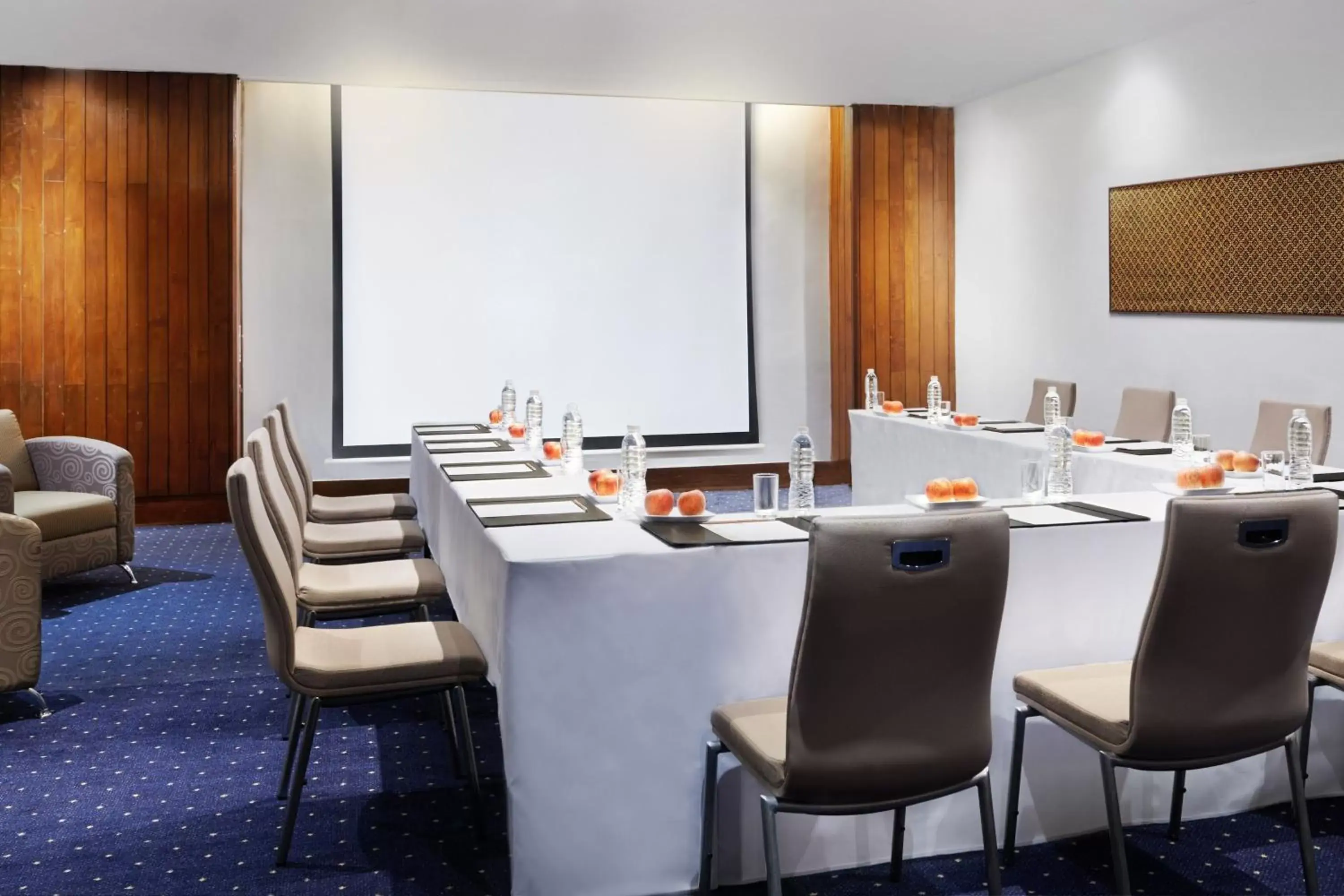 Meeting/conference room in Sari Pacific Jakarta, Autograph Collection