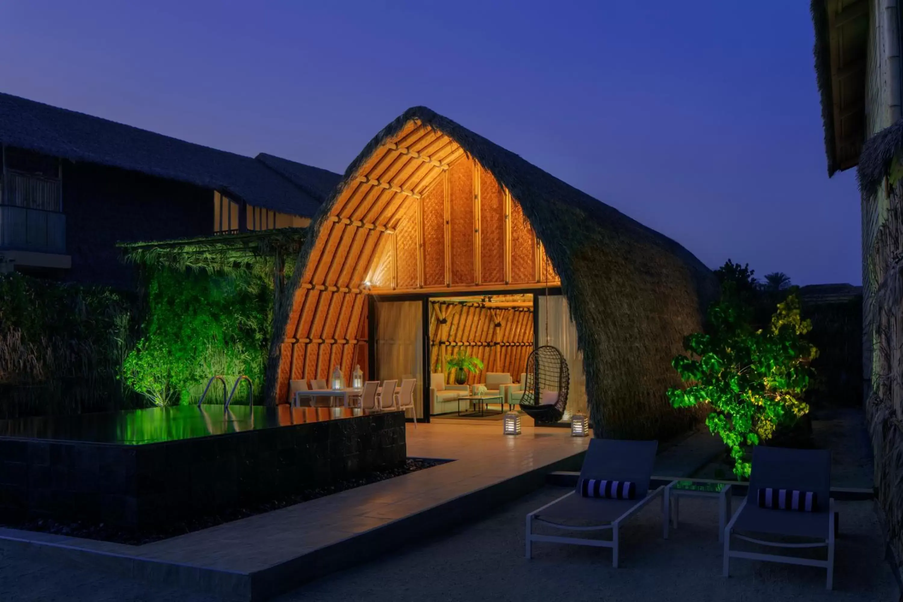 Property building in Anantara World Islands Dubai Resort Property building in Anantara World Islands Dubai Resort