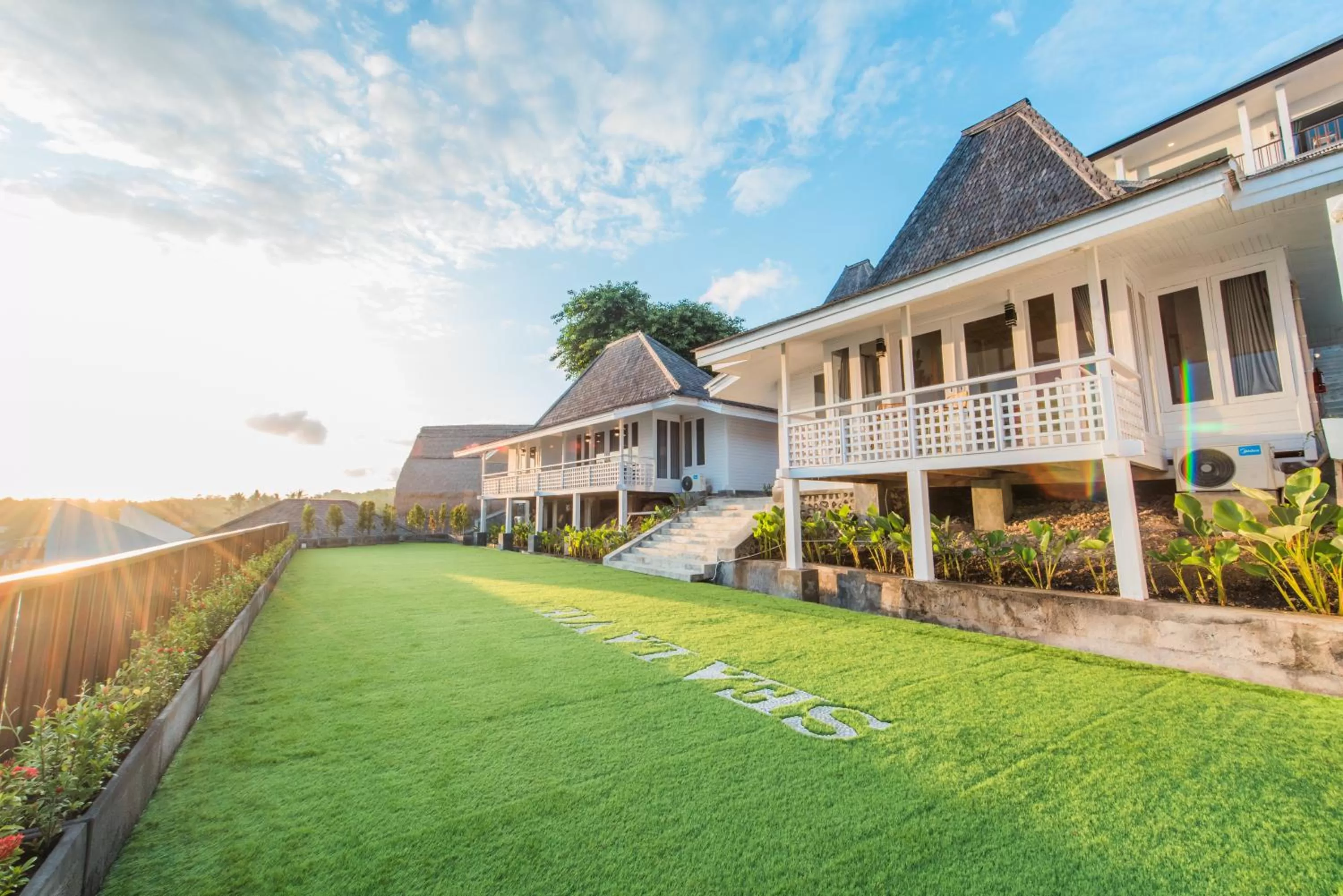 Garden in Sea La Vie Resort Nusa Penida