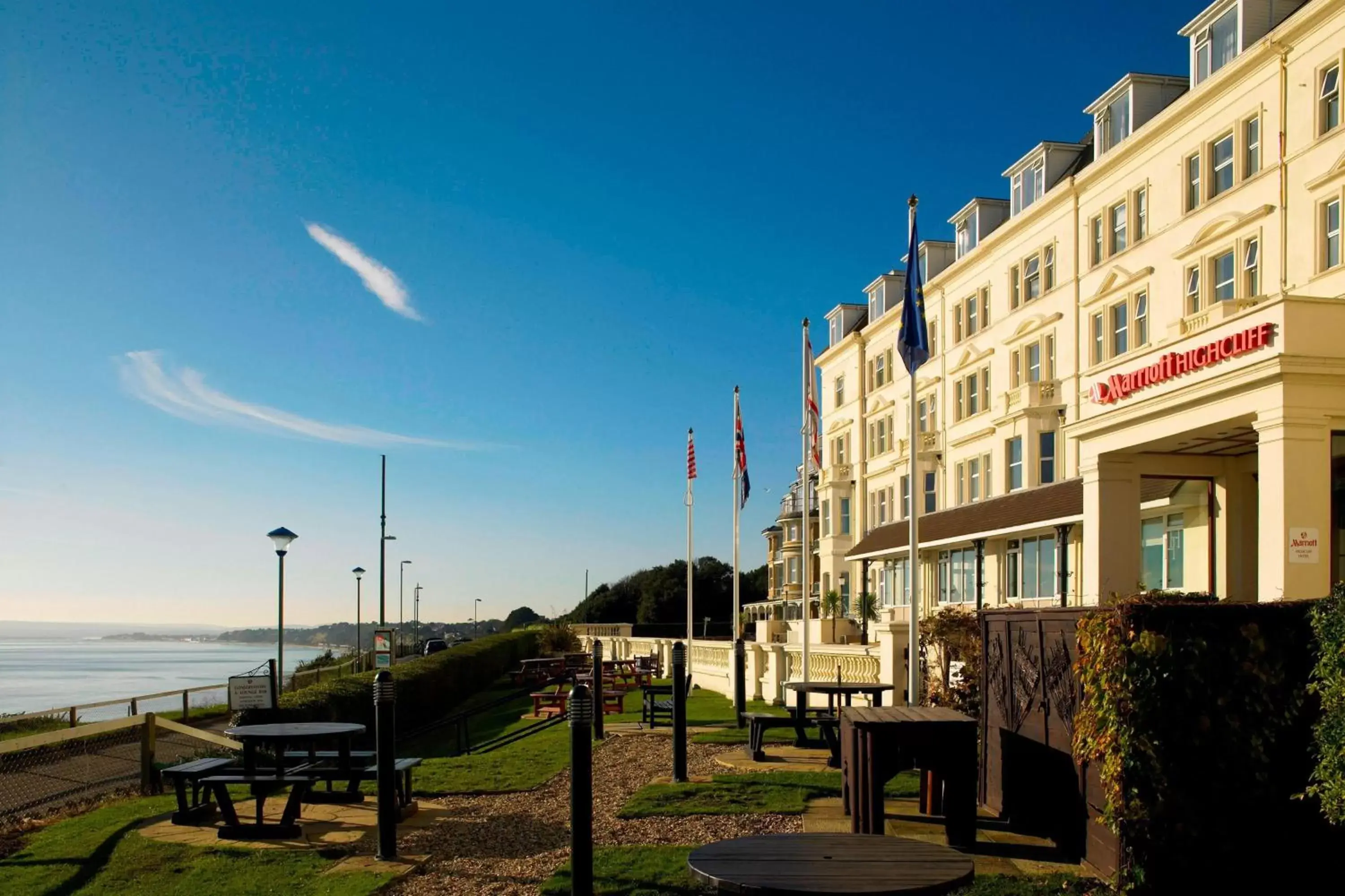 Property building in Bournemouth Highcliff Marriott Hotel