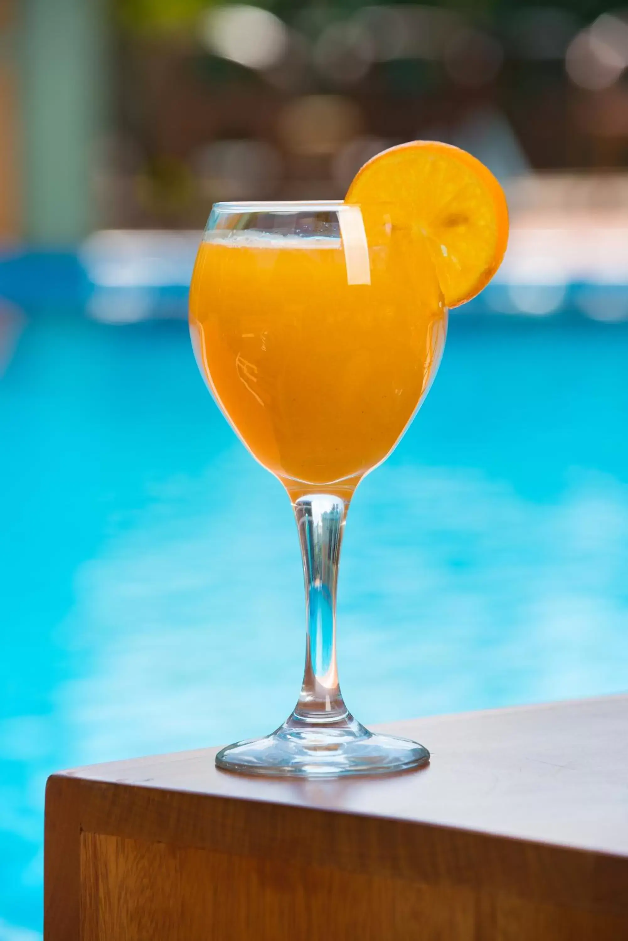 Swimming pool in Dolphin Suites Swimming pool in Dolphin Suites