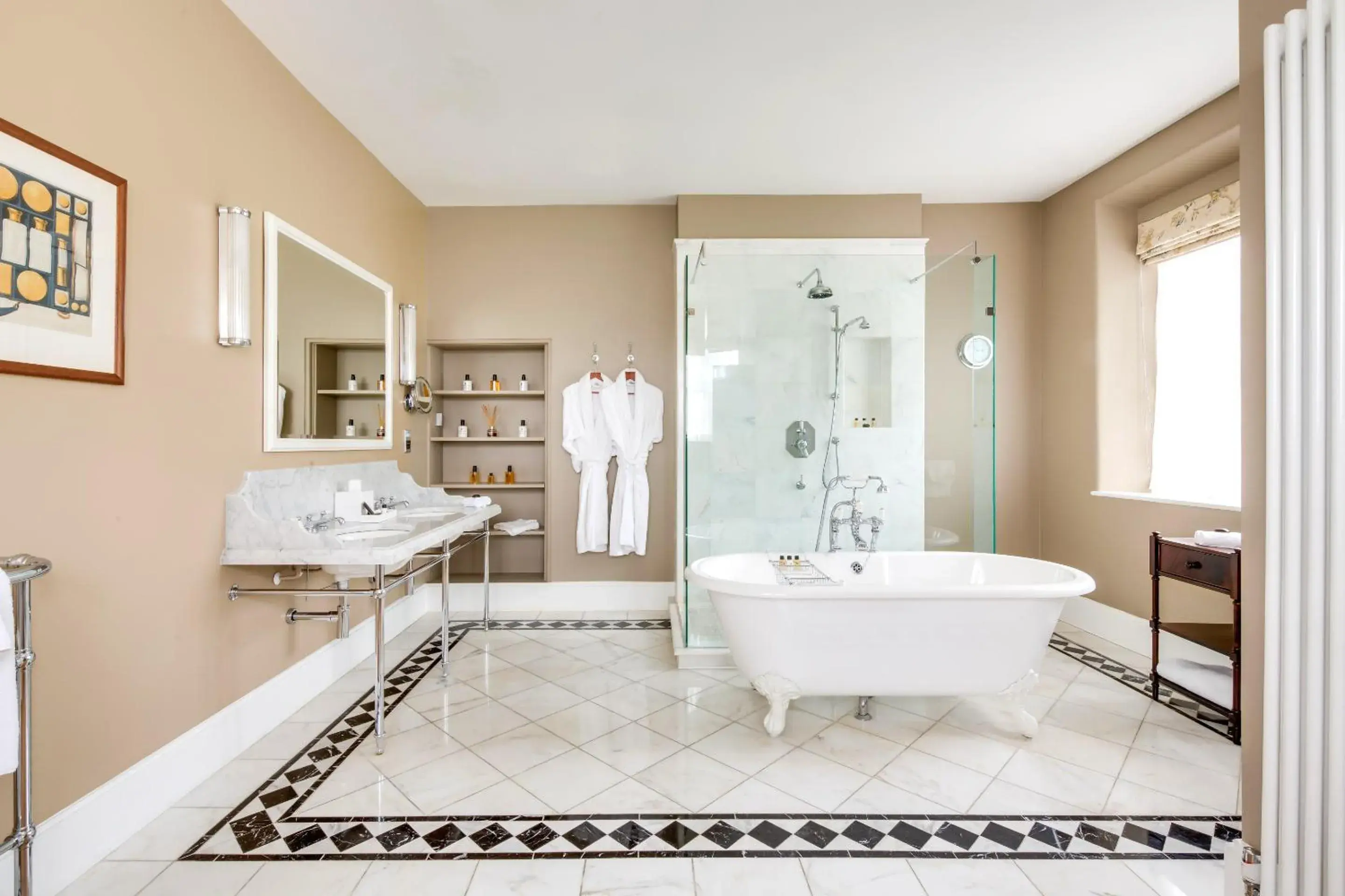 Bathroom in Ellenborough Park