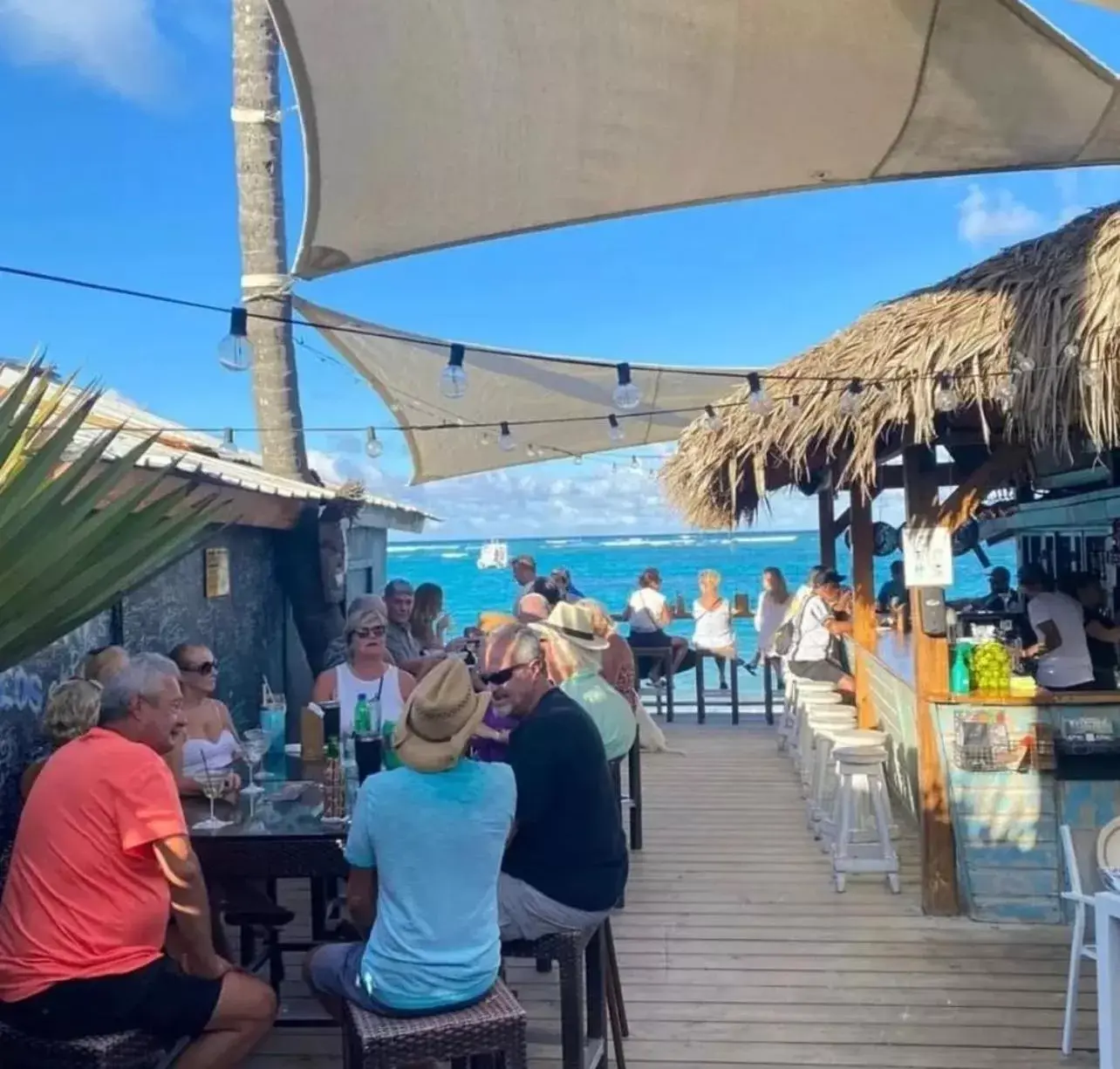 Restaurant/places to eat in LOS CORALES VILLAS and SUITES - BEACH CLUB, SPA, RESTAURANTS