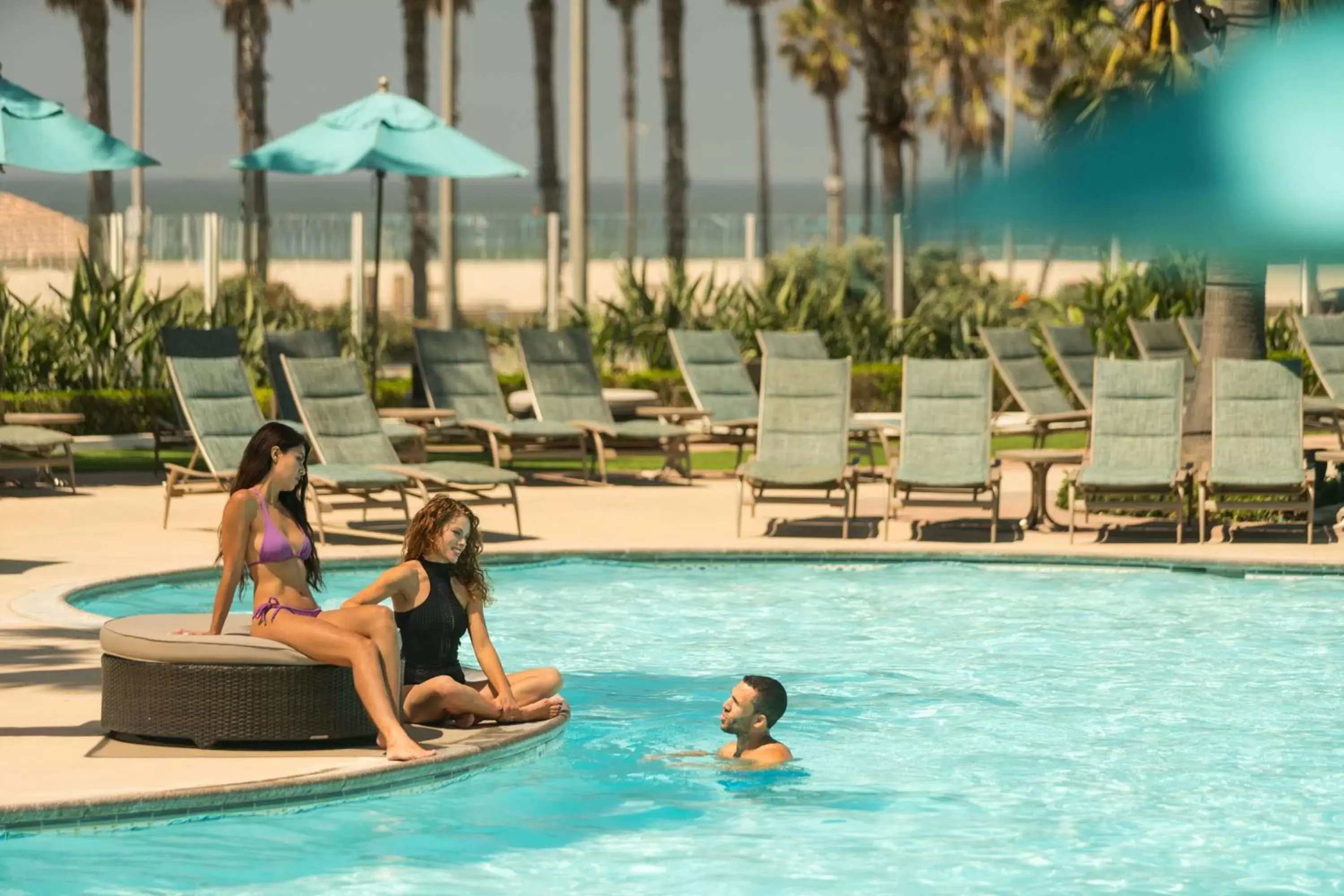 Swimming Pool in Hyatt Regency Huntington Beach Resort and Spa