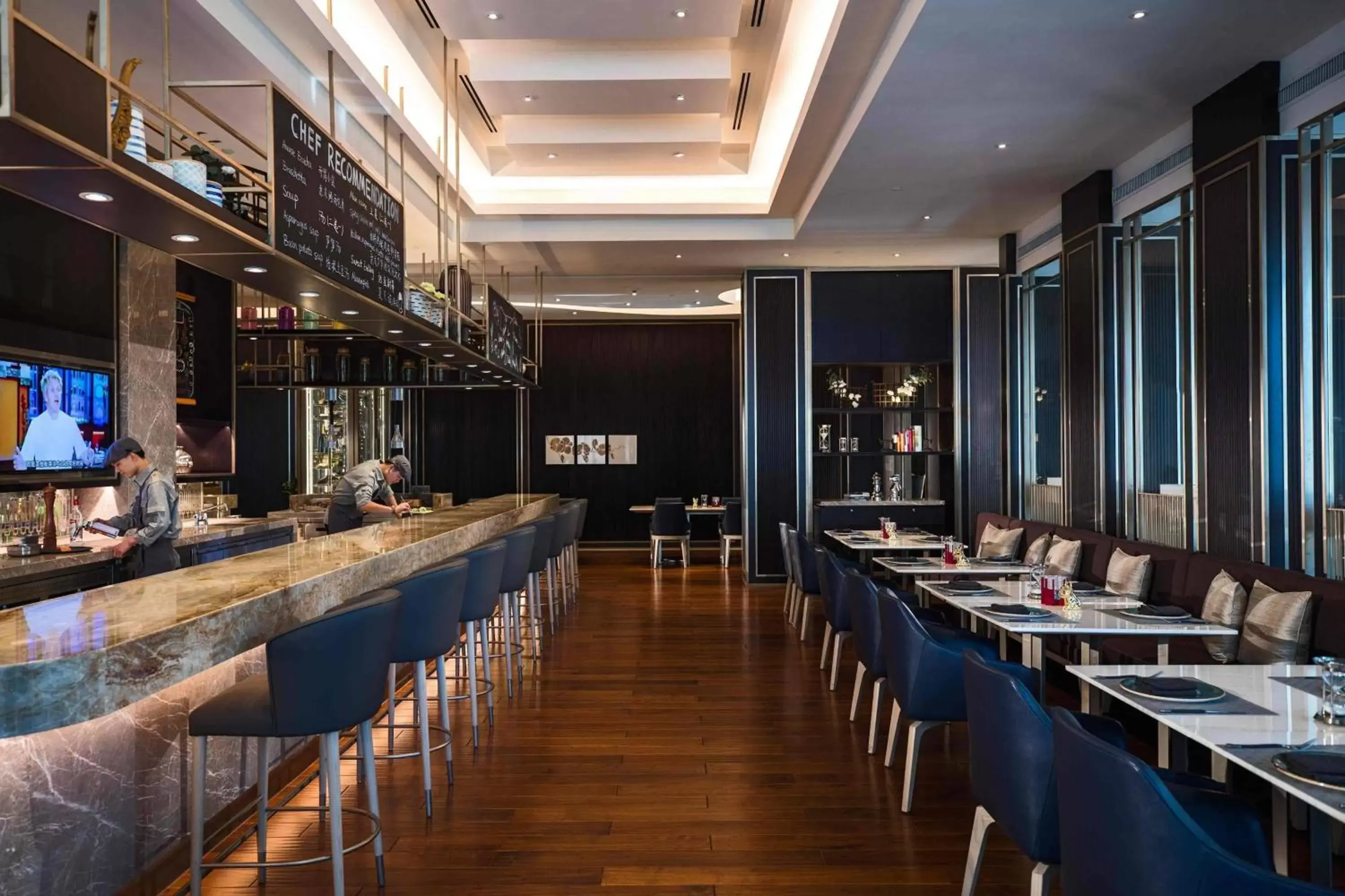 Restaurant/Places to Eat in Renaissance Suzhou Hotel