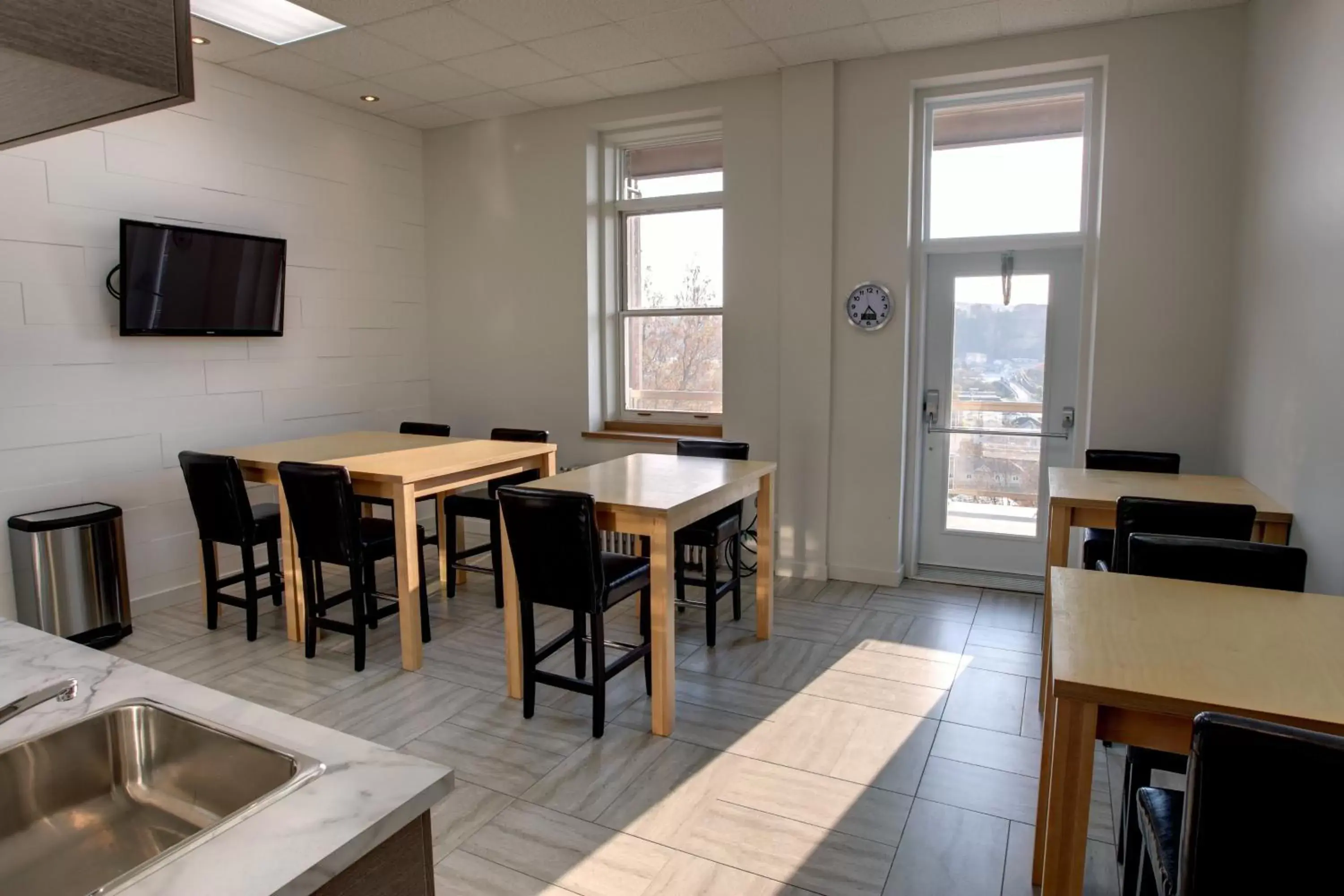 Dining Area in Suite Marie-Thérèse