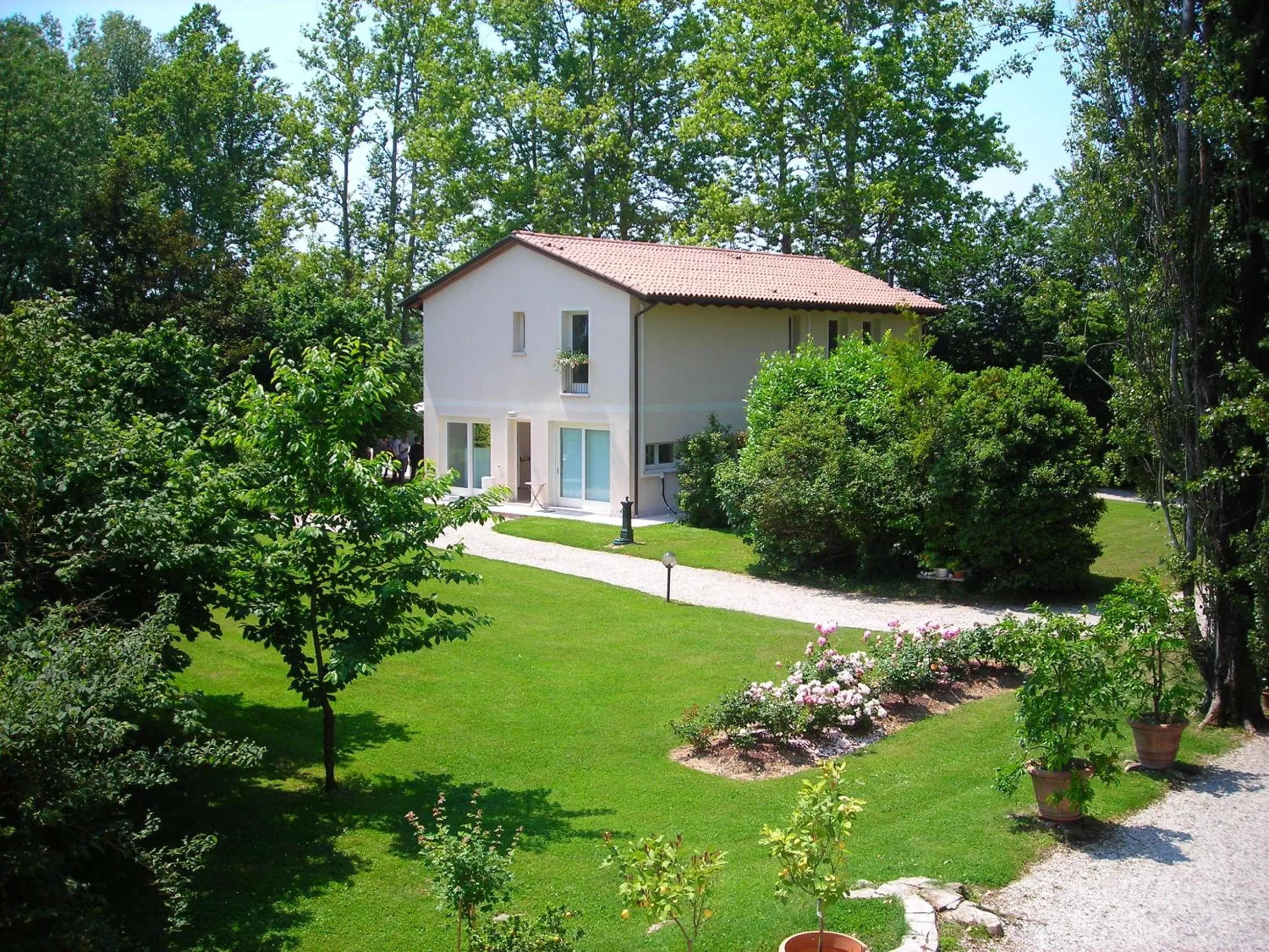 Facade/entrance in SoloQui