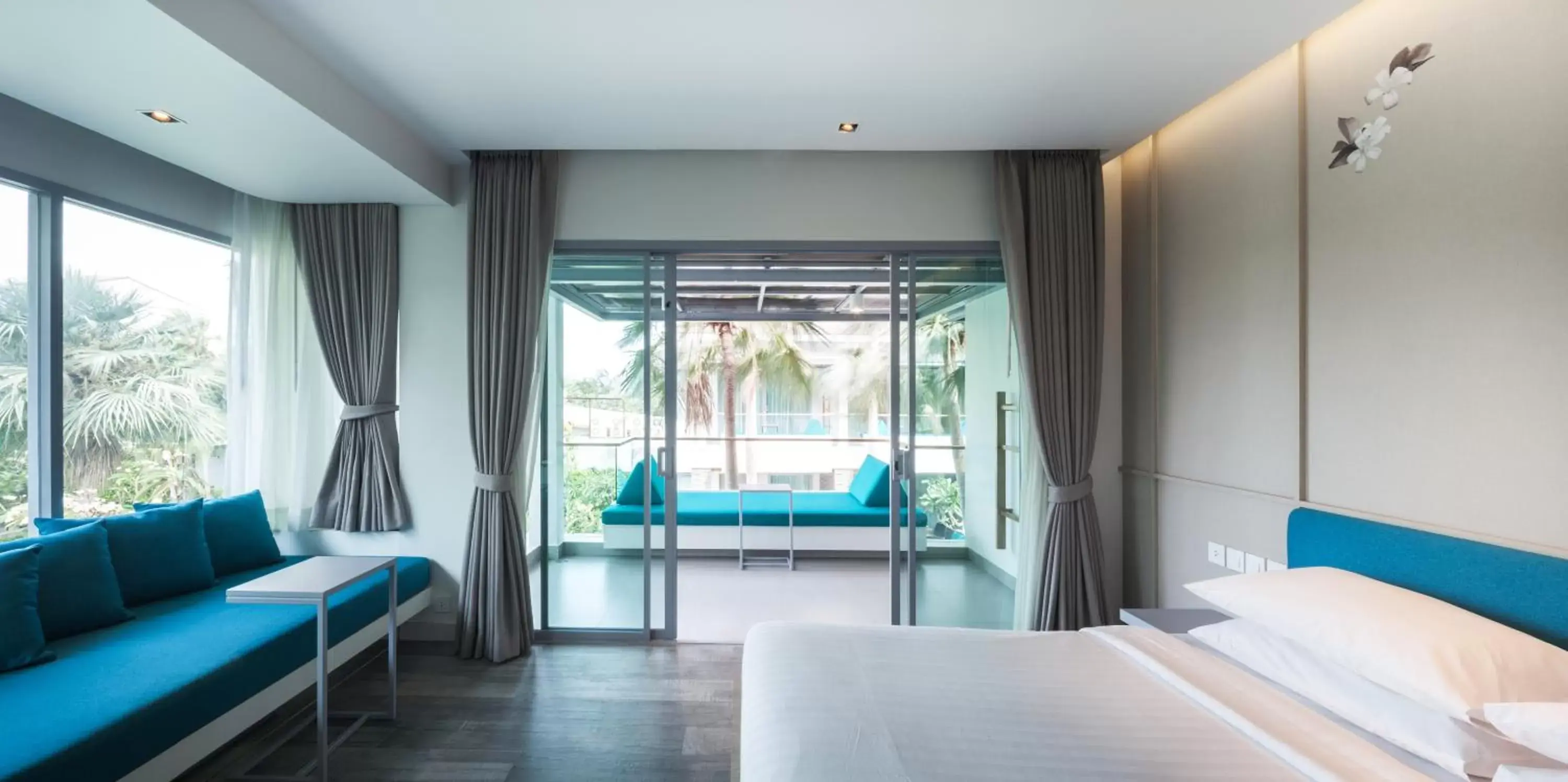 Balcony/Terrace, Room Photo in Bann Pantai Resort