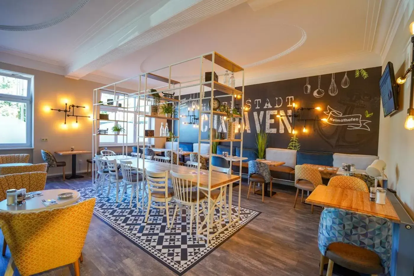 Food and drinks, Lounge/Bar in Hotel Stadt Cuxhaven