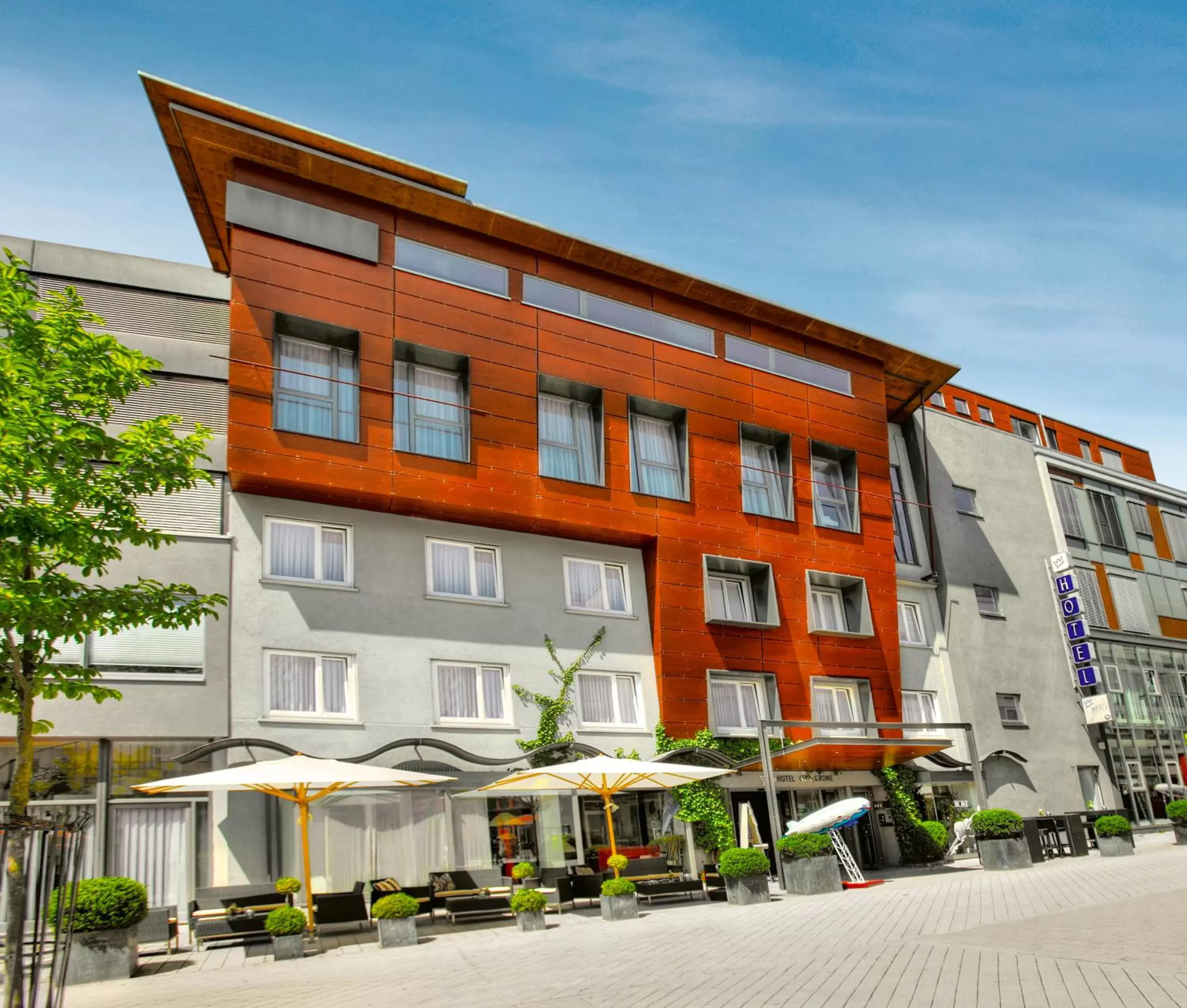 Facade/entrance, Property Building in Hotel City Krone