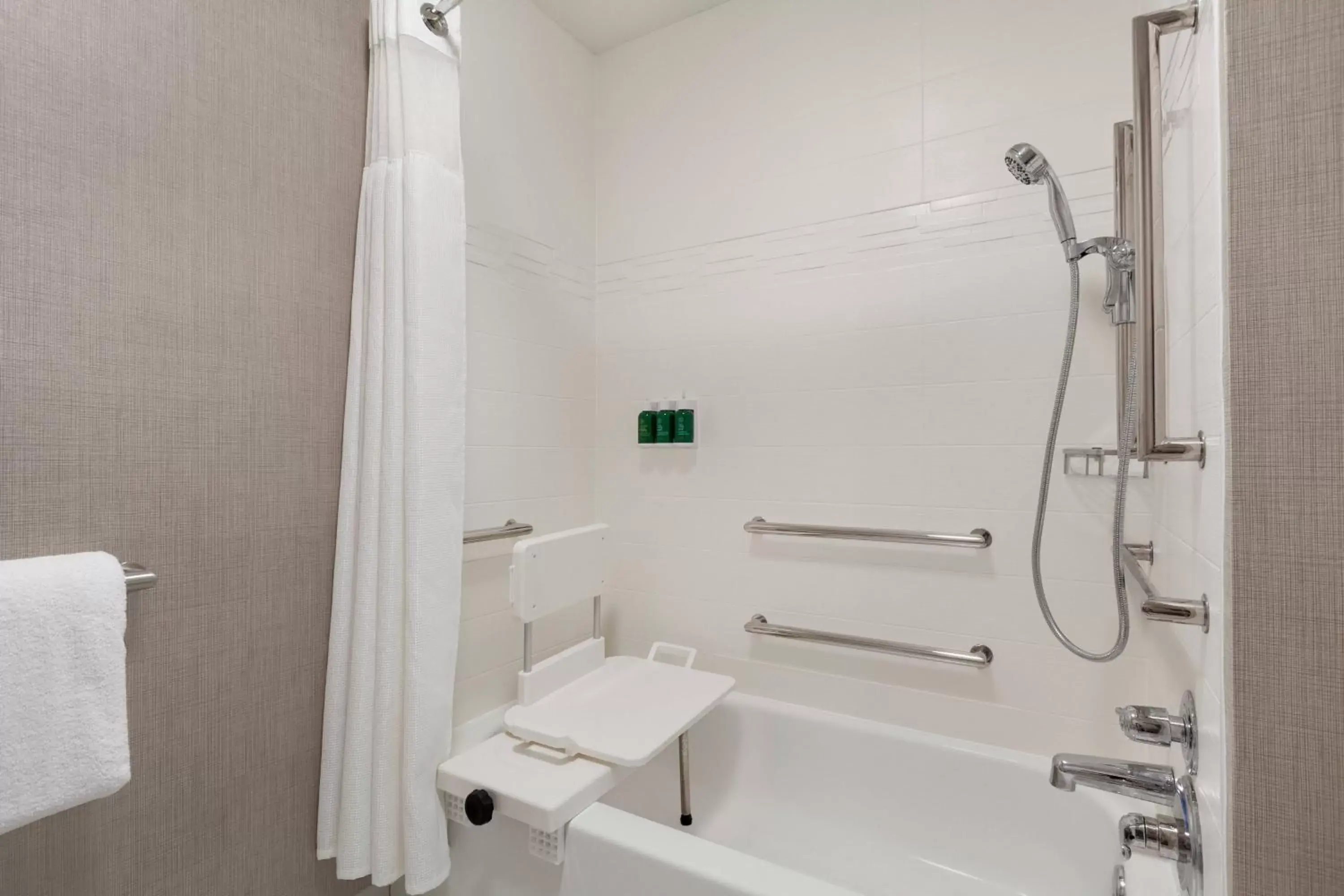 Bathroom in Residence Inn San Jose South/Morgan Hill