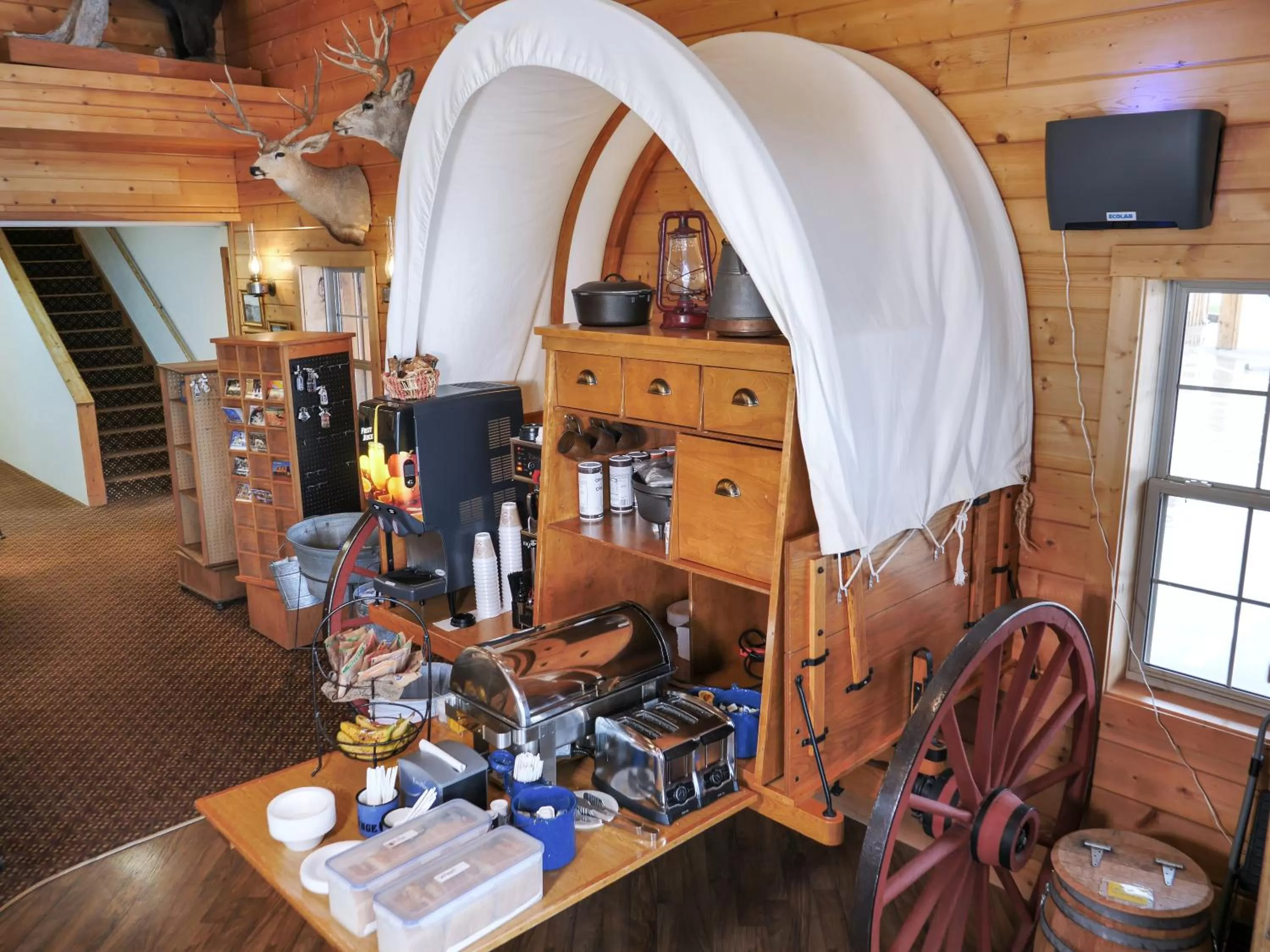 Restaurant/places to eat in Range Country Lodging