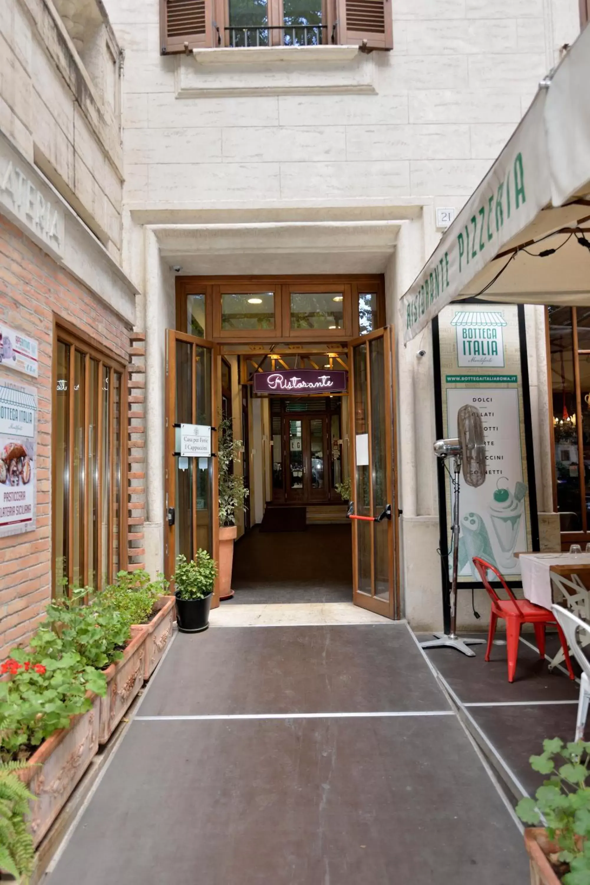 Facade/entrance in Casa I Cappuccini
