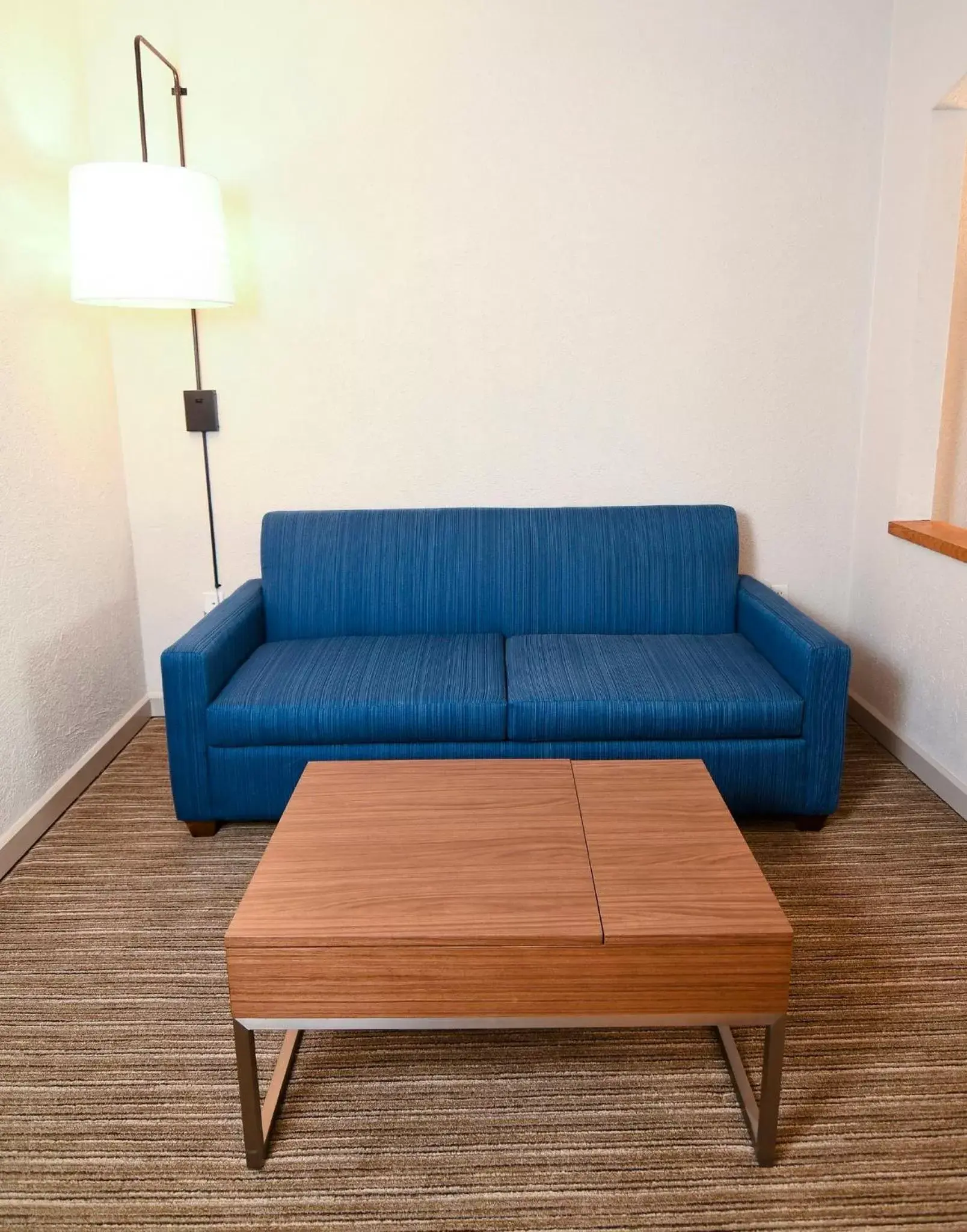 Bedroom, Seating Area in Holiday Inn Express Hotel & Suites Port Clinton-Catawba Island, an IHG Hotel