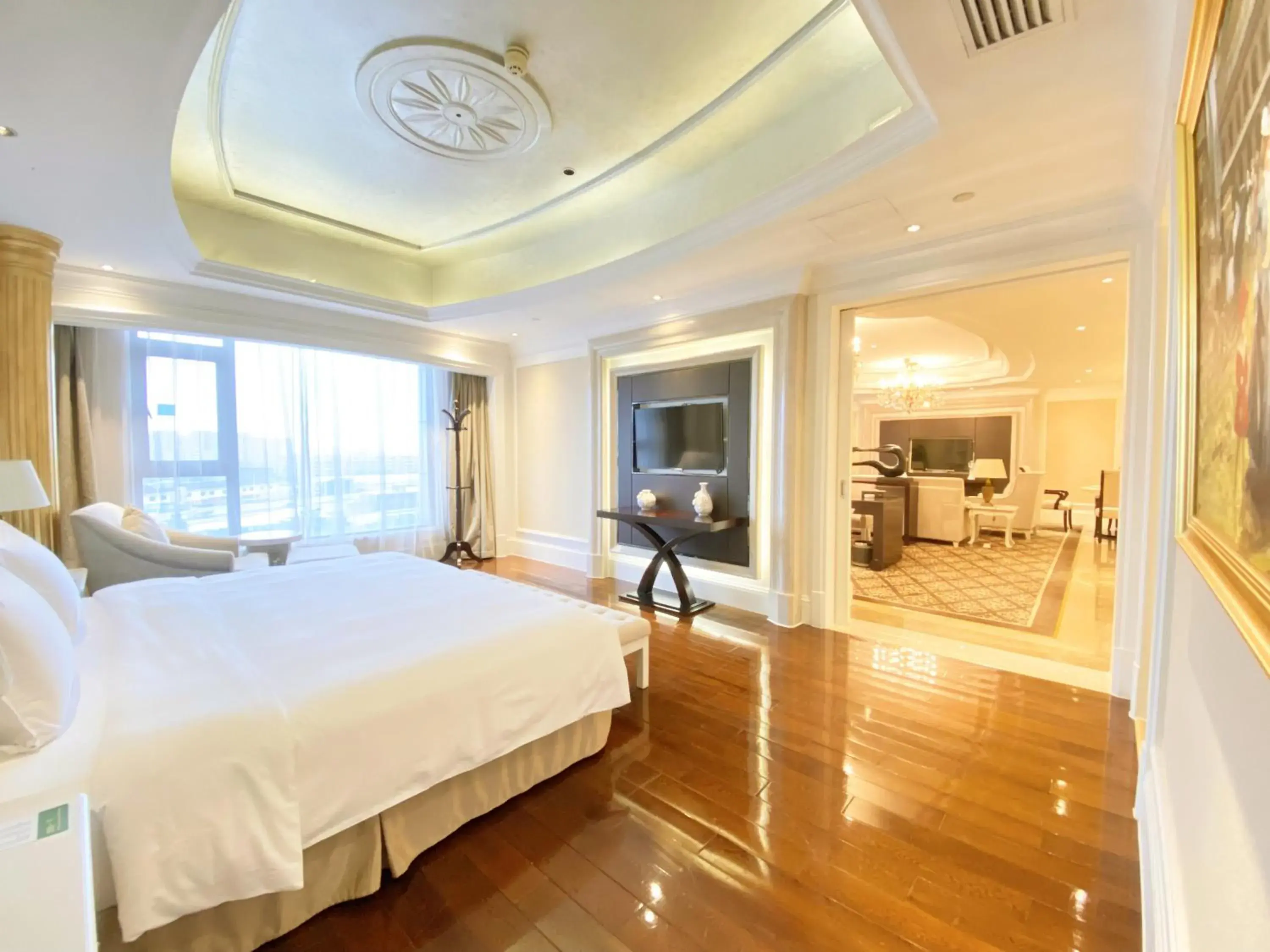 Bedroom in Holiday Inn Foshan Nanhai Central, an IHG Hotel