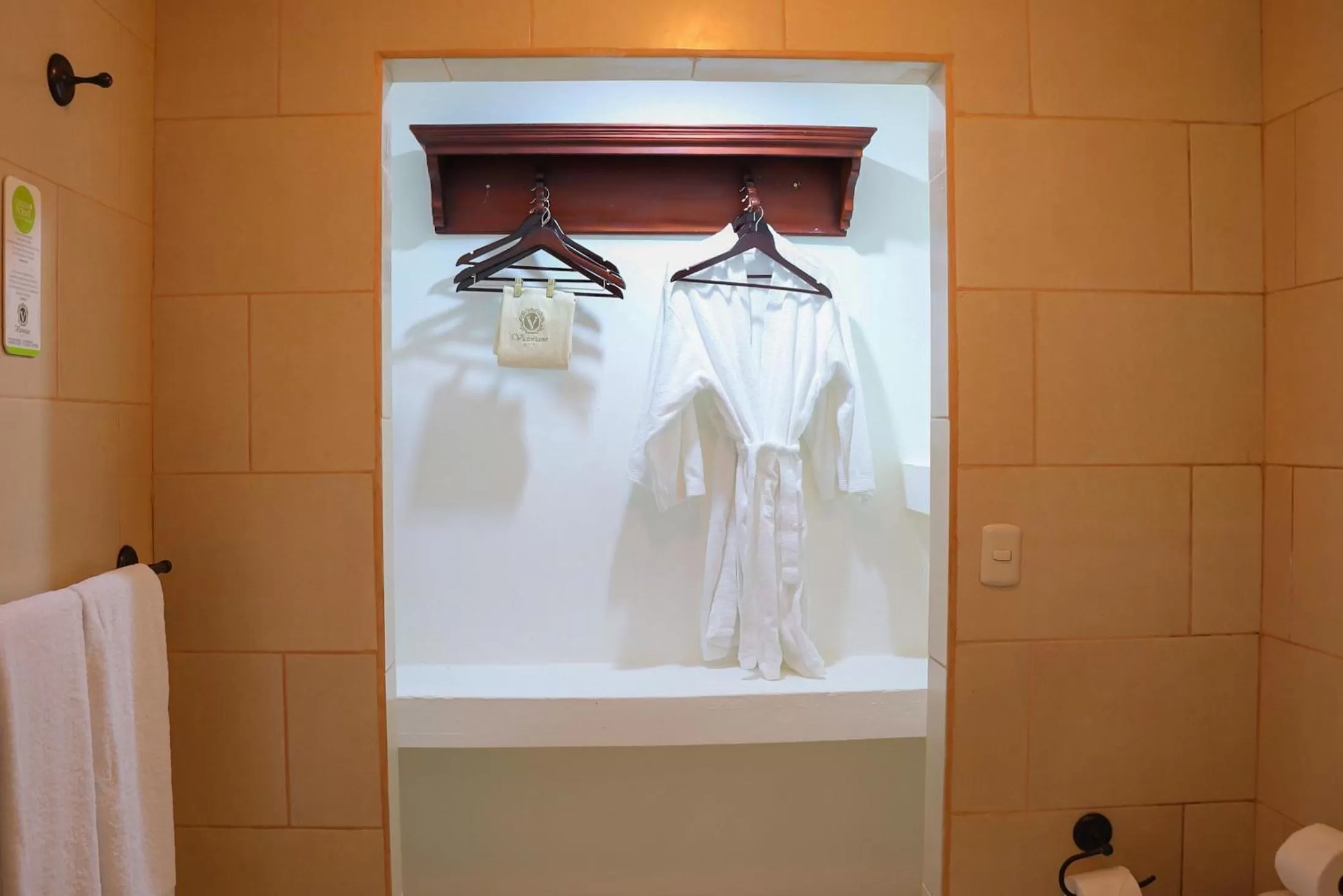 Bathroom in Hotel Victoriano