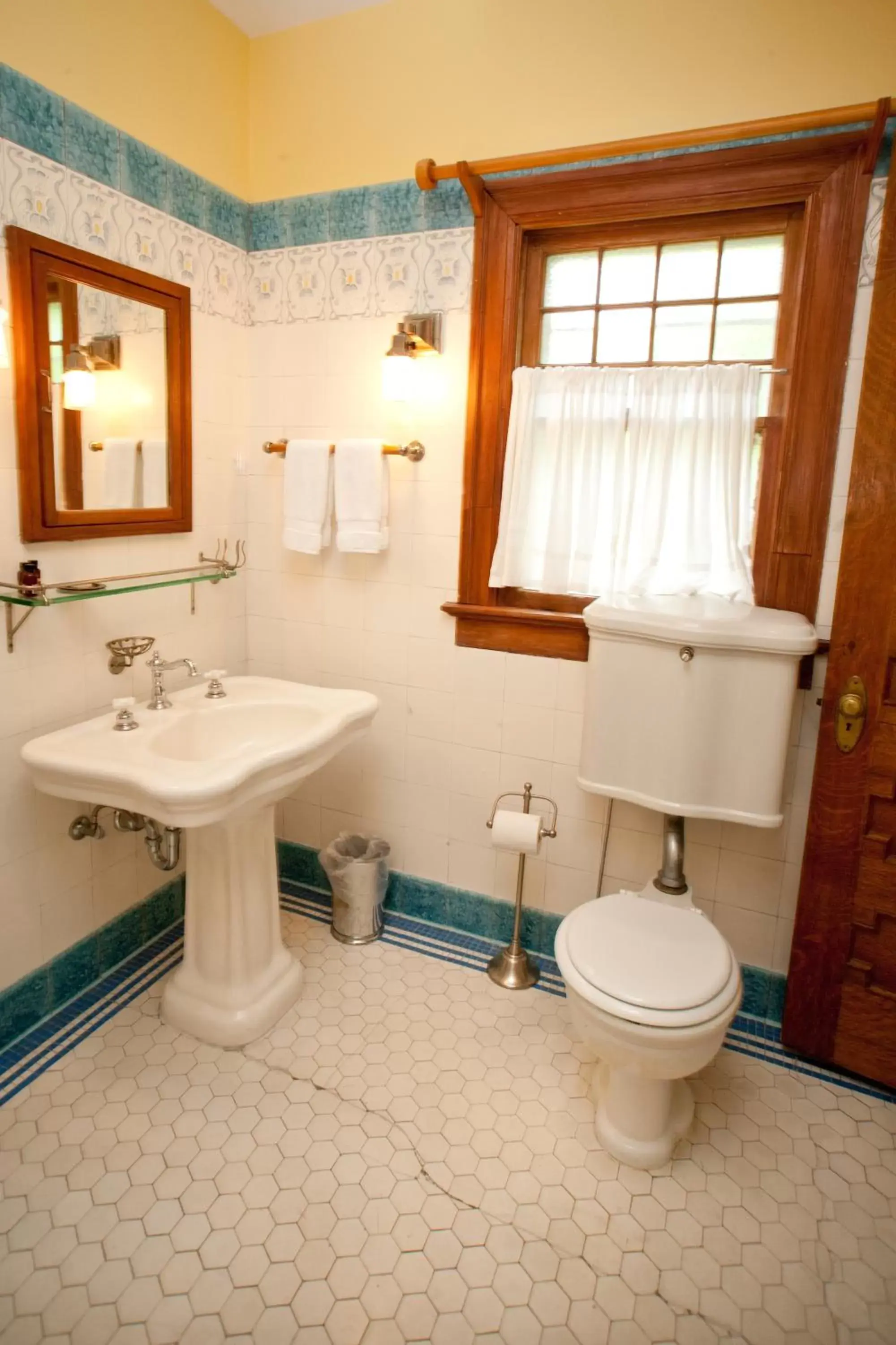 Bathroom in Showers Inn