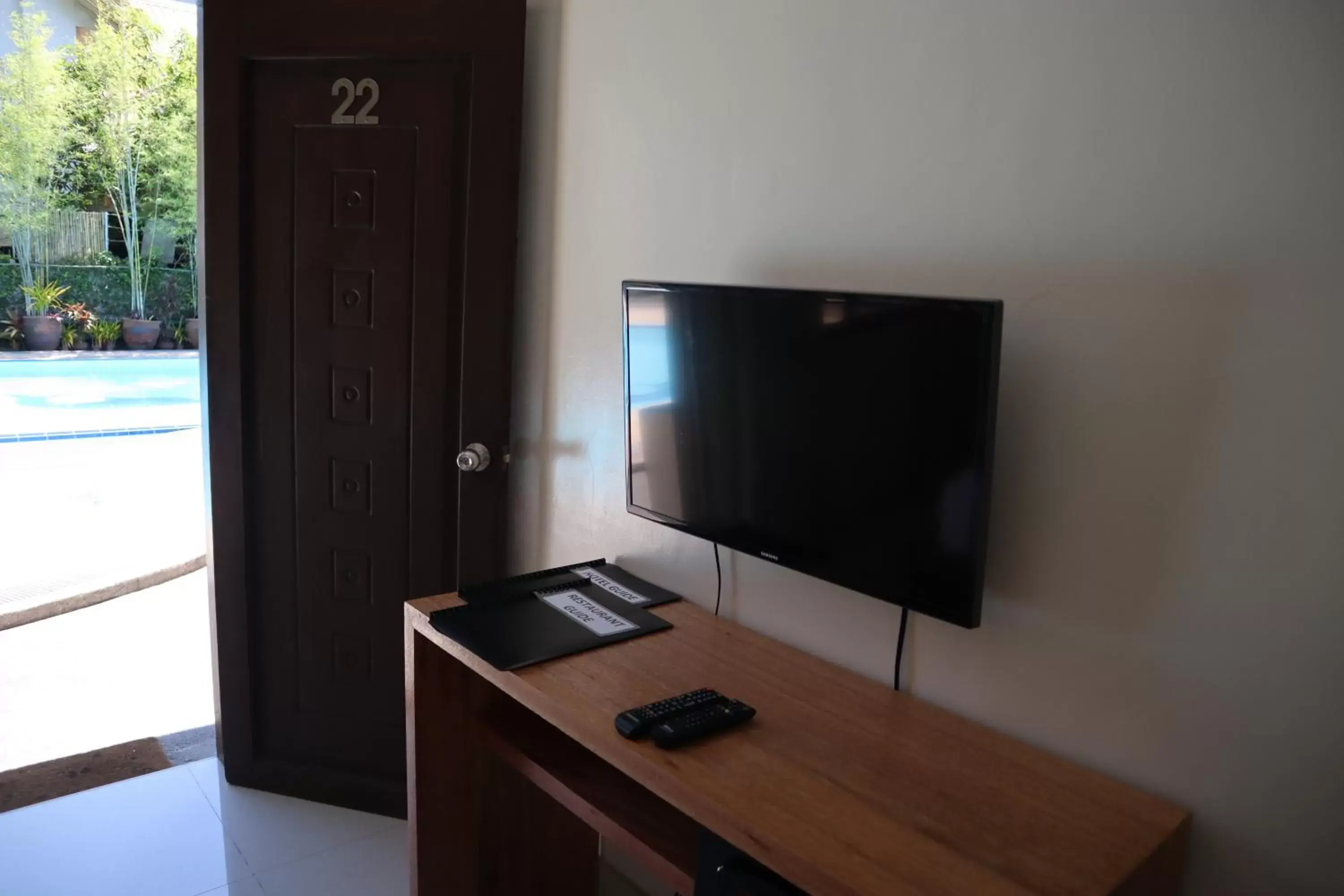 TV/Entertainment Center in Domicilio Lorenzo