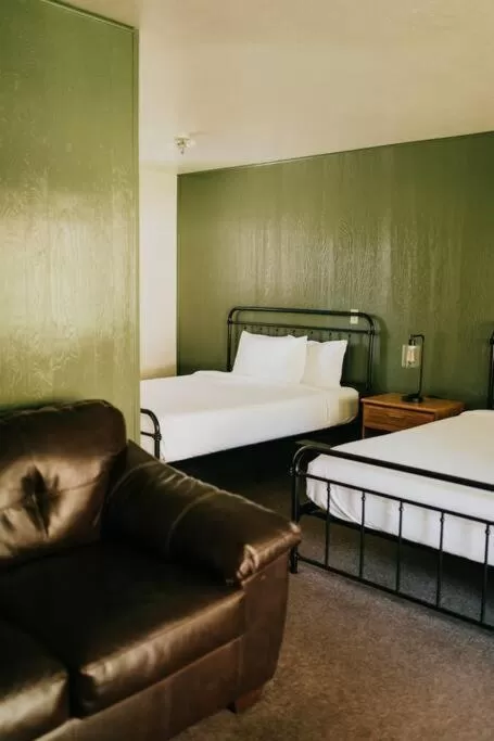 Photo of the whole room, Bed in The Long Barn Lodge