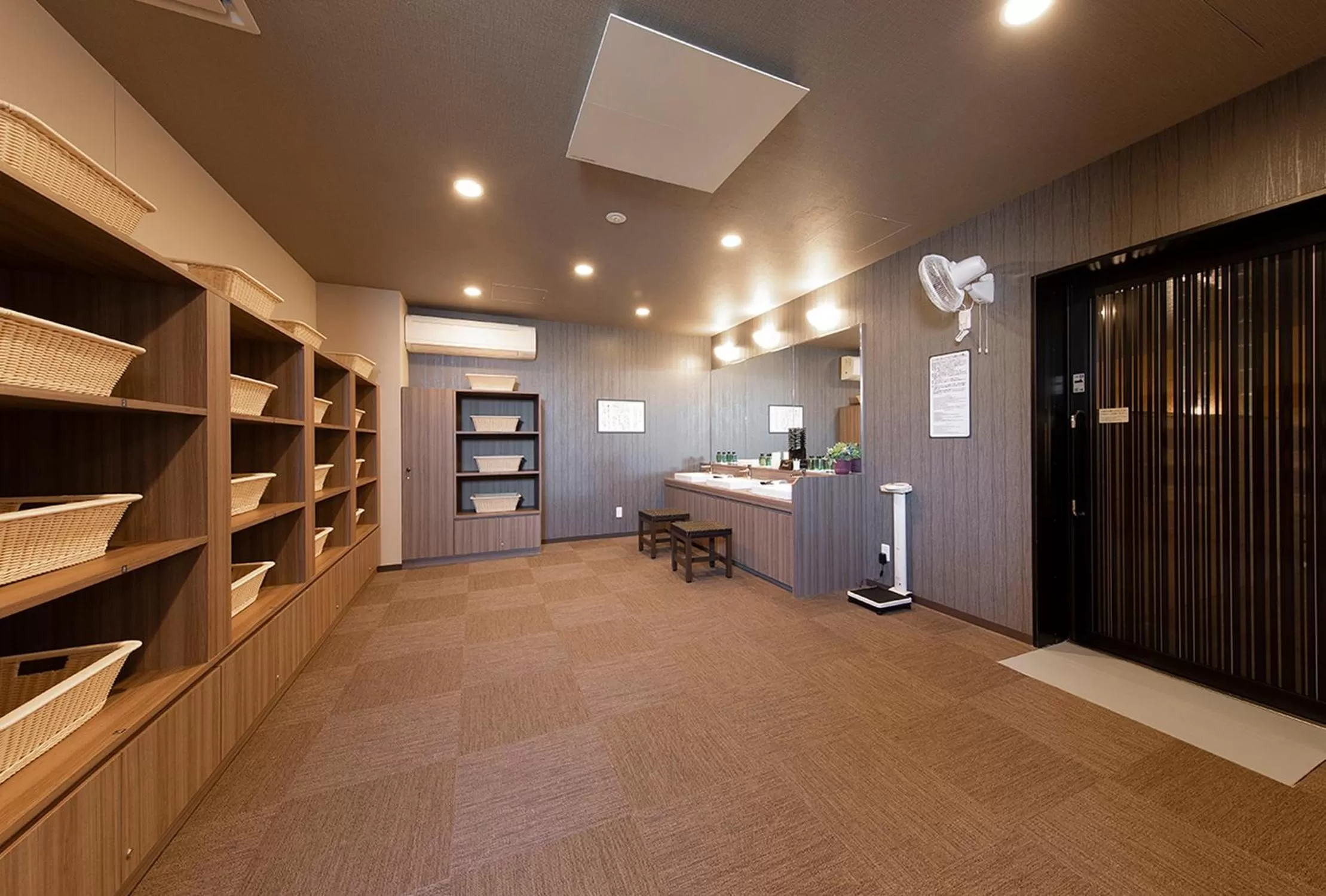 Spa and wellness centre/facilities in Hotel Route-Inn Osaka Kishiwada -Higashikishiwada Ekimae Kansai Airport-