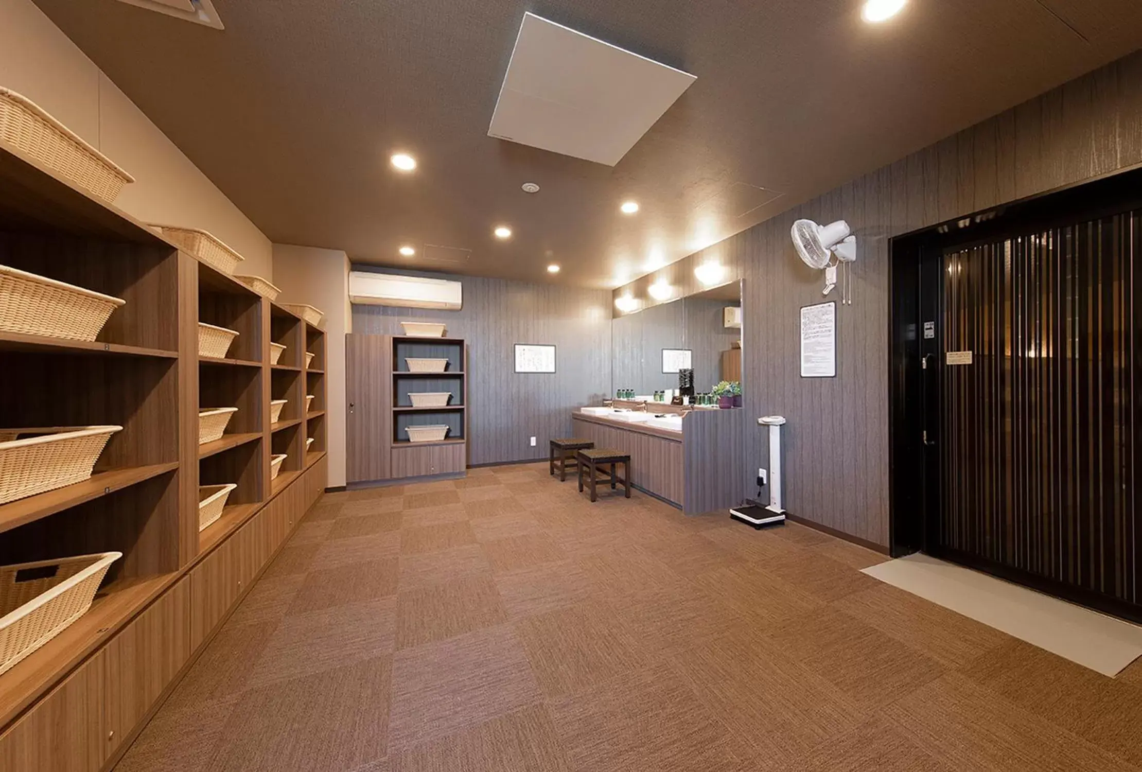 Spa and wellness centre/facilities in Hotel Route-Inn Osaka Kishiwada -Higashikishiwada Ekimae Kansai Airport- Spa and wellness centre/facilities in Hotel Route-Inn Osaka Kishiwada -Higashikishiwada Ekimae Kansai Airport-