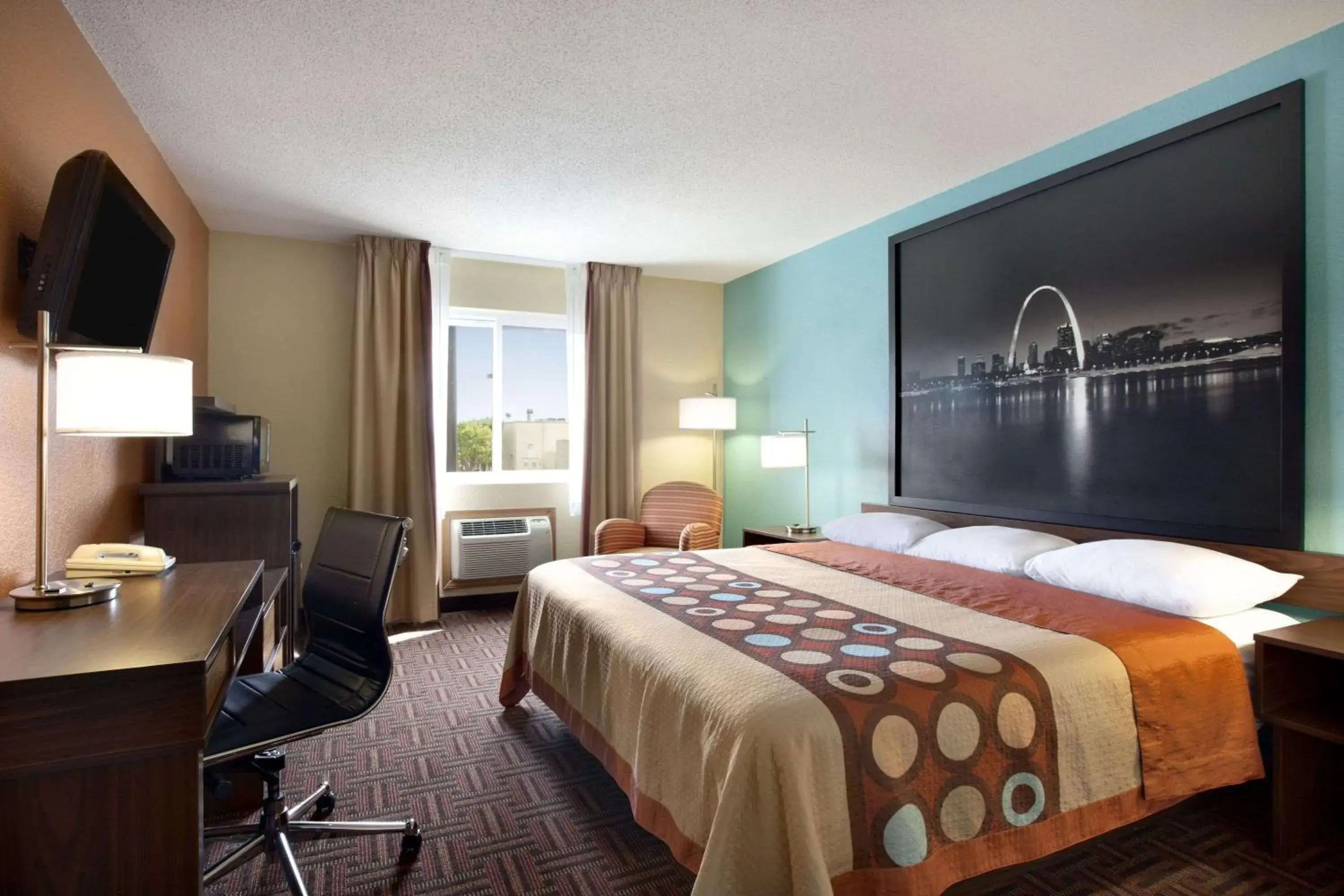 Photo of the whole room in Super 8 by Wyndham Fairview Heights-St. Louis