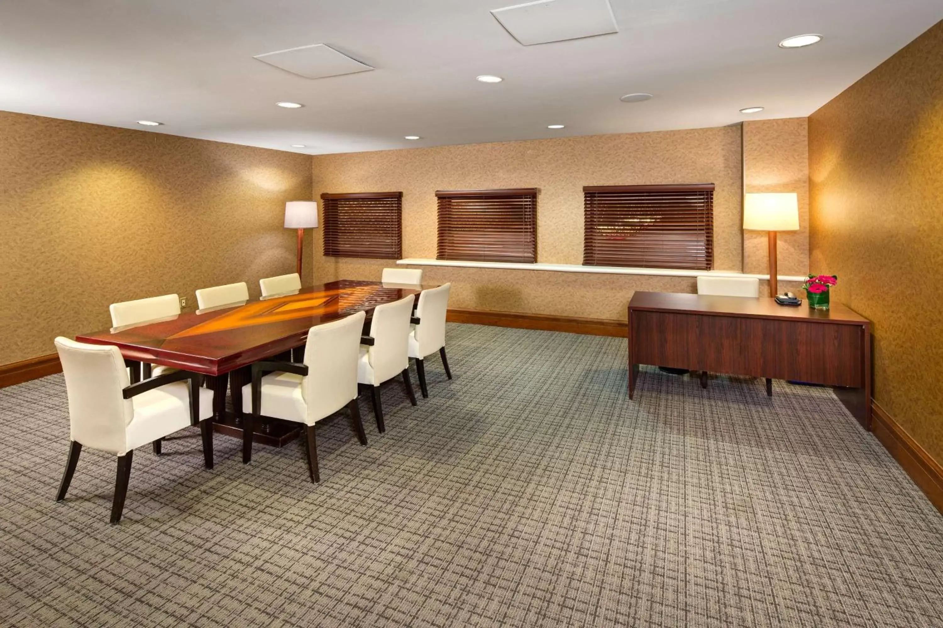 Meeting/conference room in Hilton Lac-Leamy
