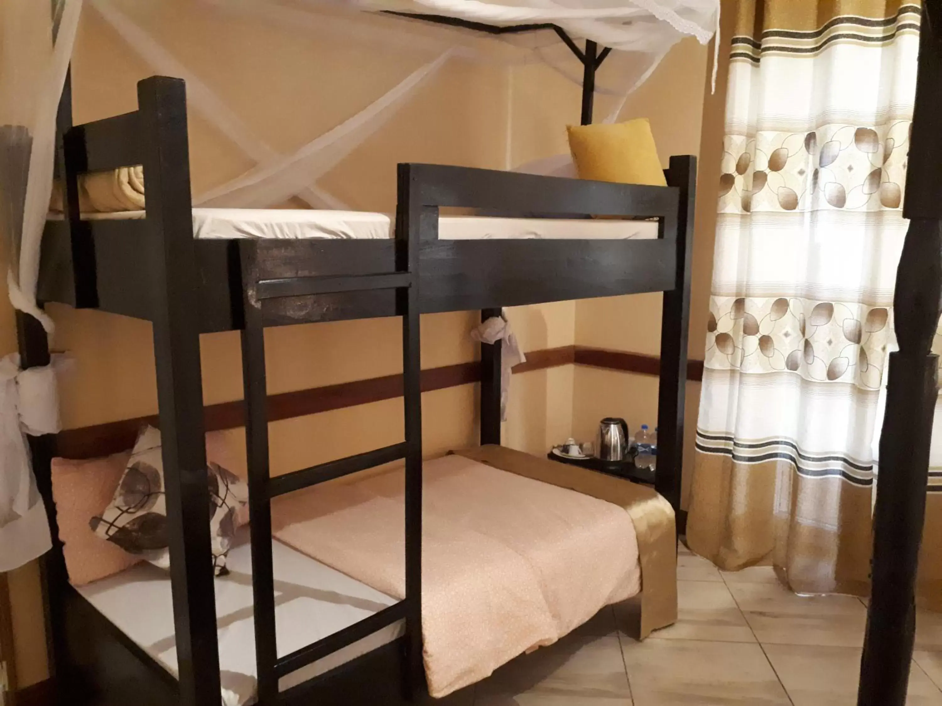 Bunk Bed in Kijiji Beach Resort