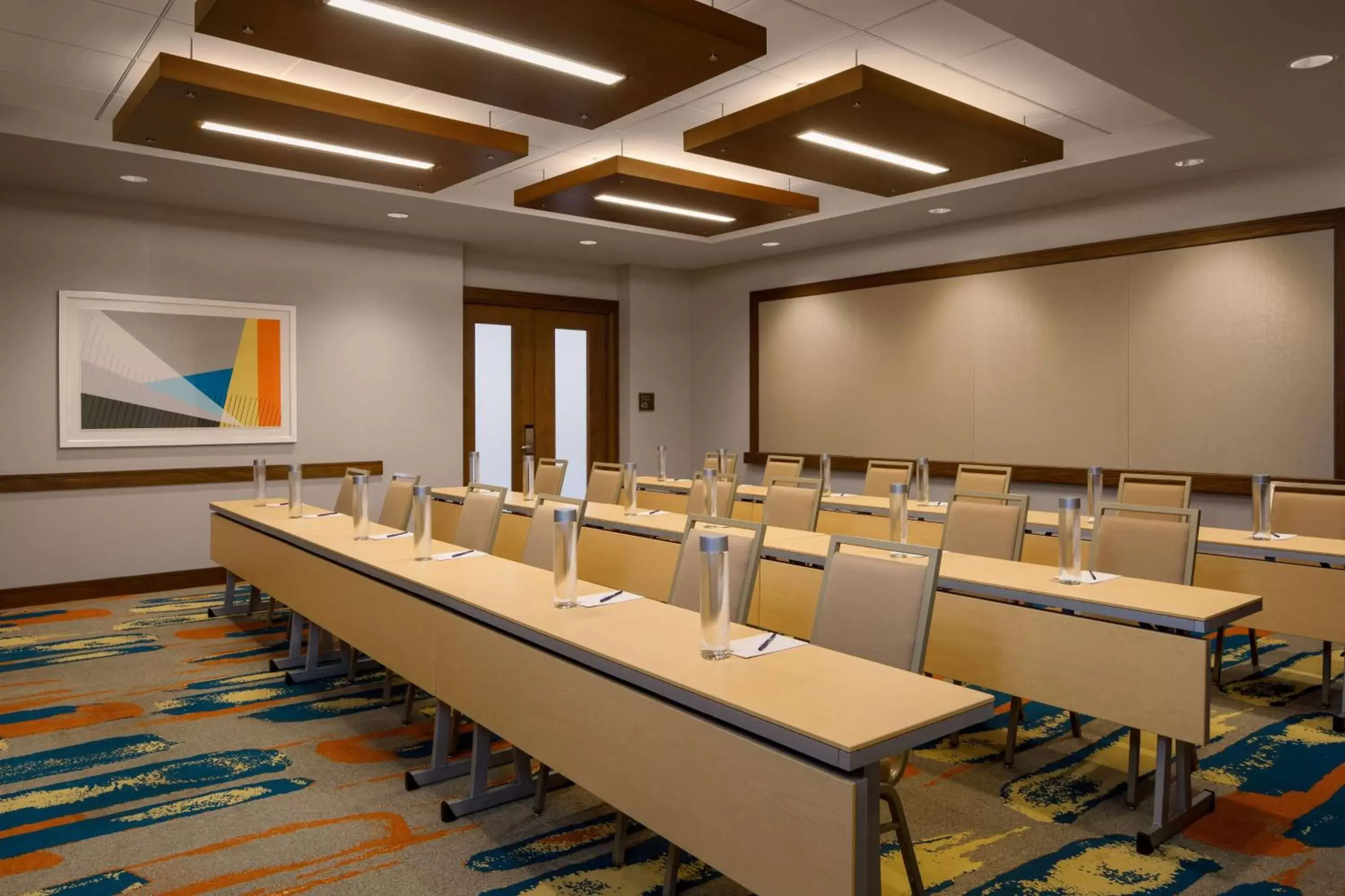 Meeting/conference room in DoubleTree by Hilton Pittsburgh - Cranberry