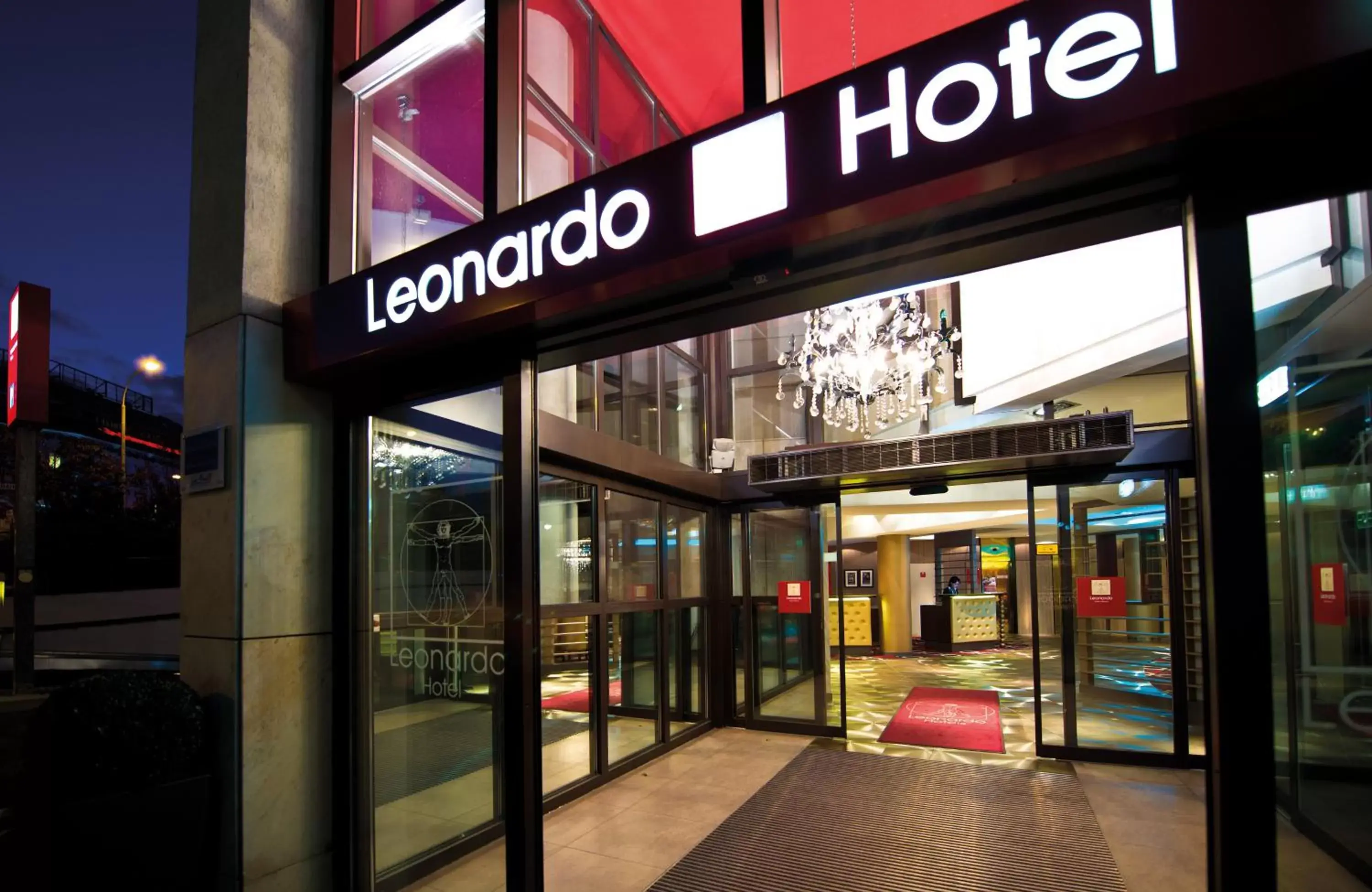Facade/entrance in Leonardo Hotel Vienna