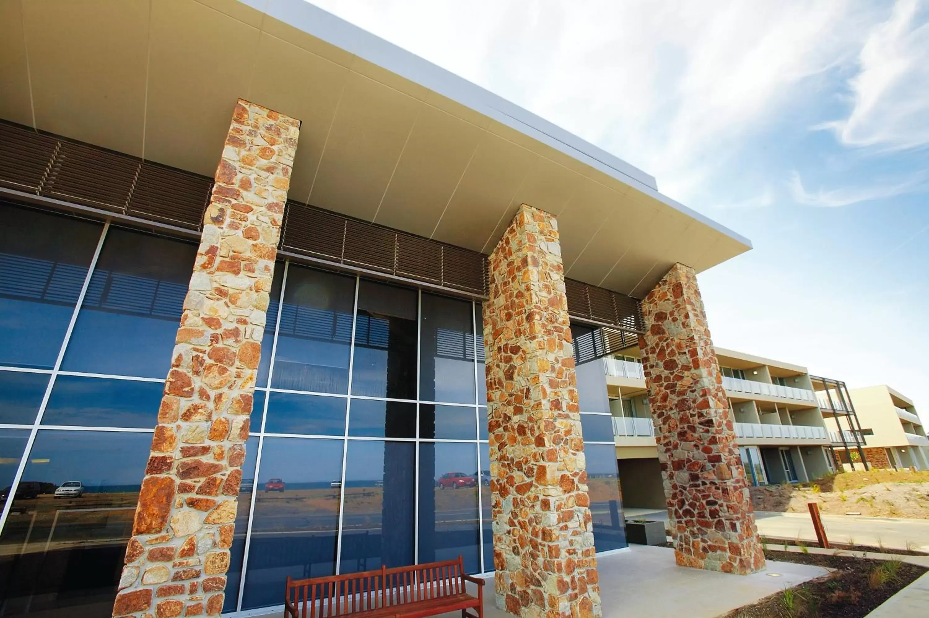 Facade/entrance, Property Building in Wyndham Resort Torquay